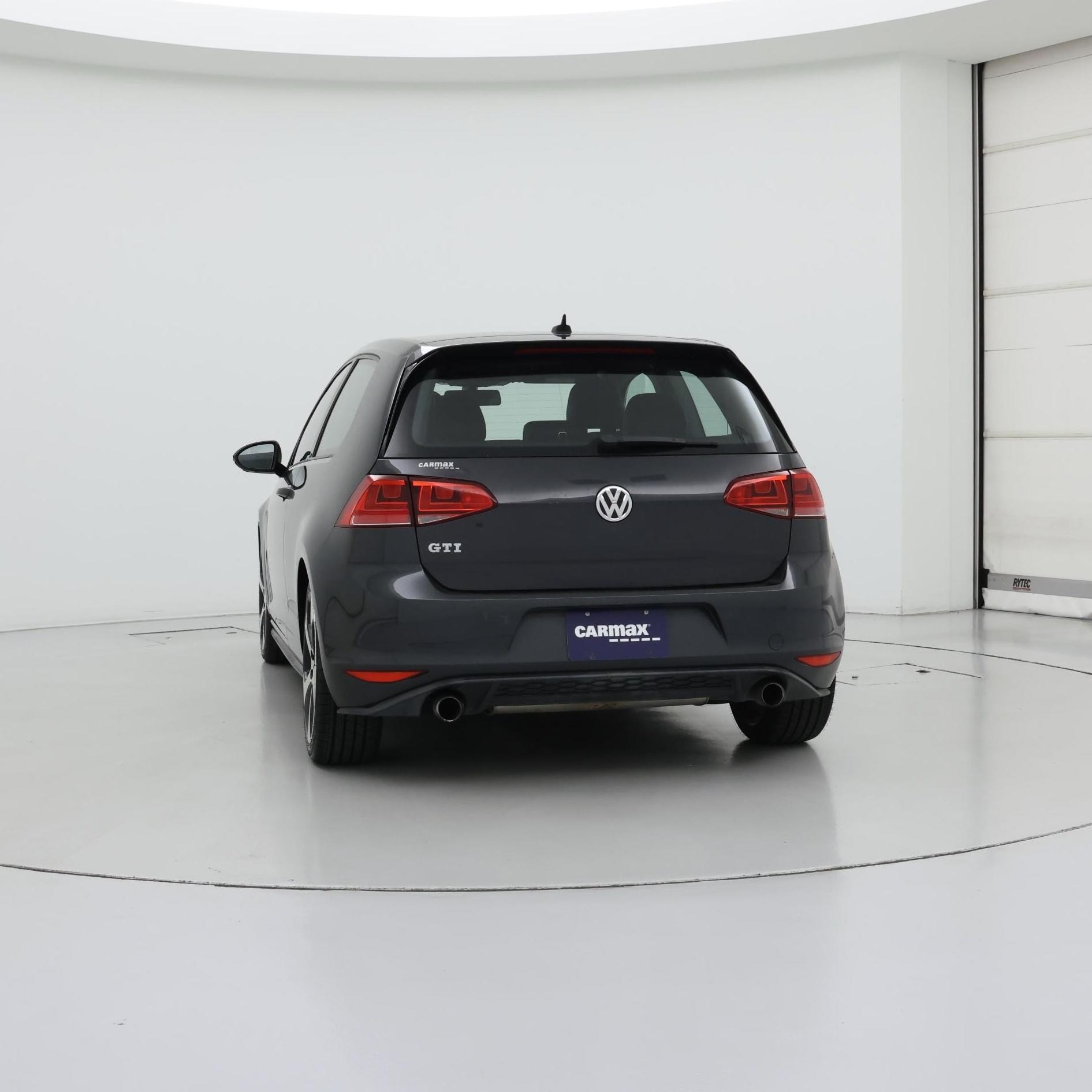 Thumbnail: 2015 Volkswagen Golf - 6