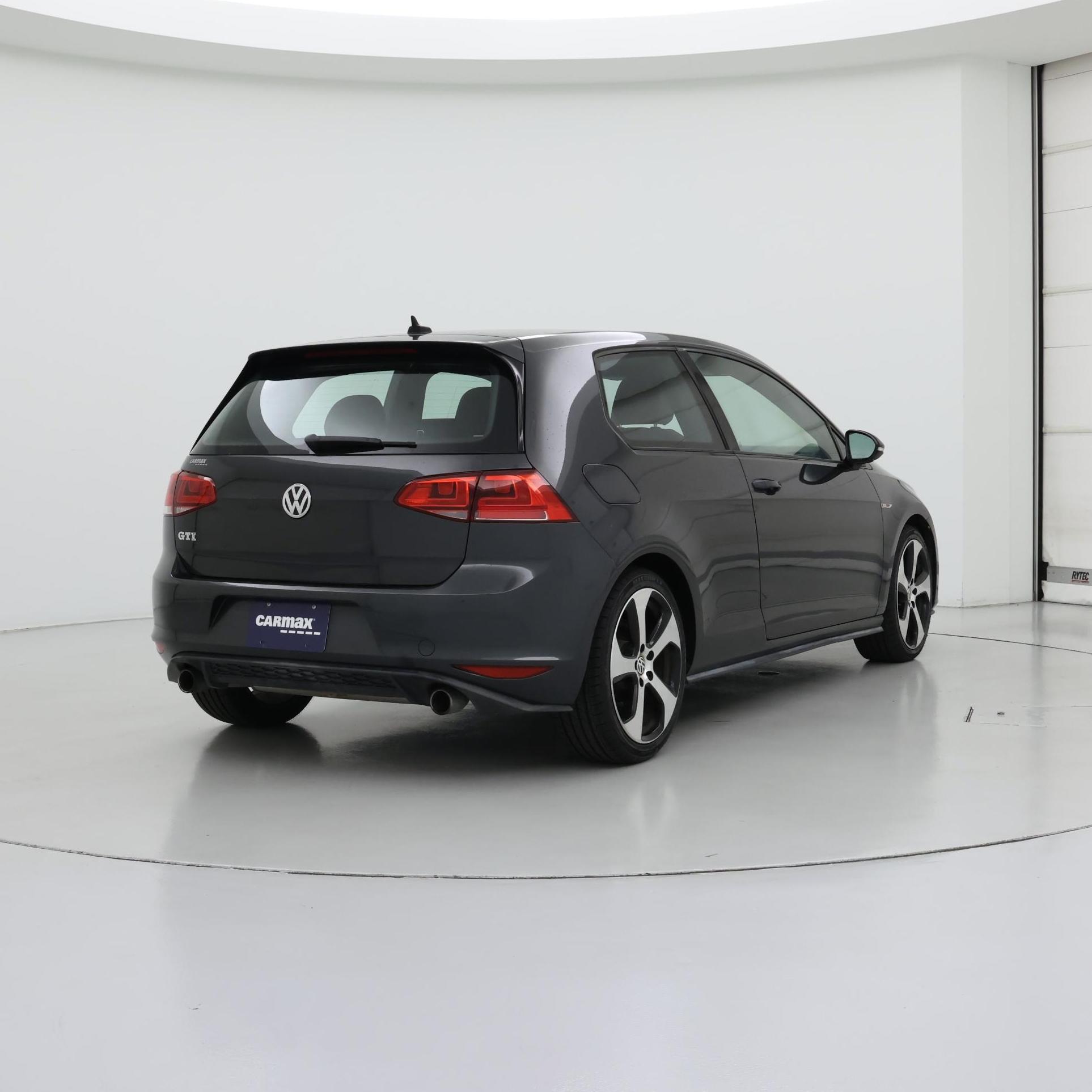 Thumbnail: 2015 Volkswagen Golf - 8