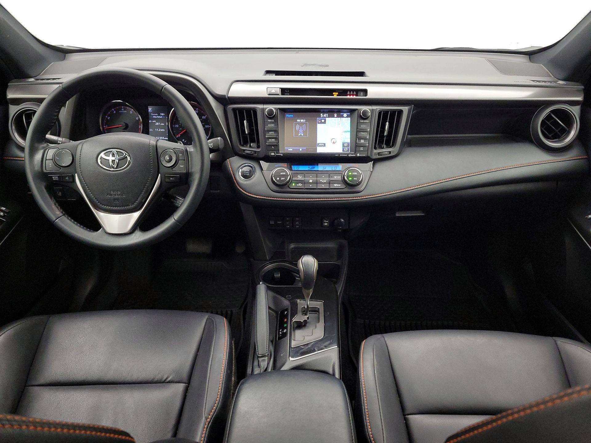 Thumbnail: 2018 Toyota RAV4 - 9