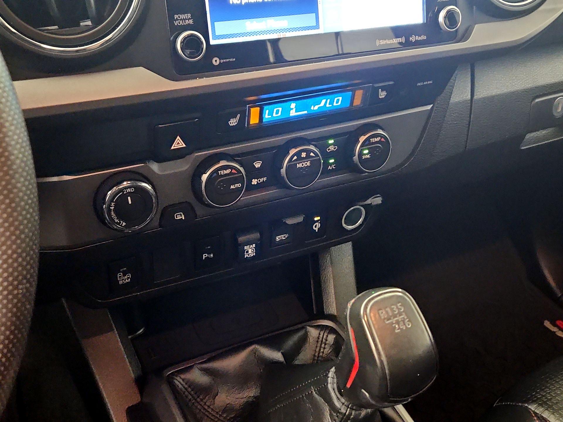 Thumbnail: 2021 Toyota Tacoma - 17