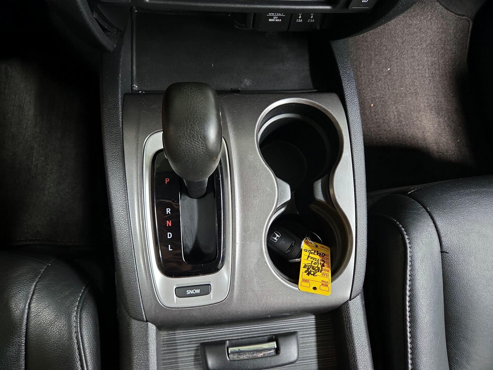 Thumbnail: 2016 Honda Pilot - 13