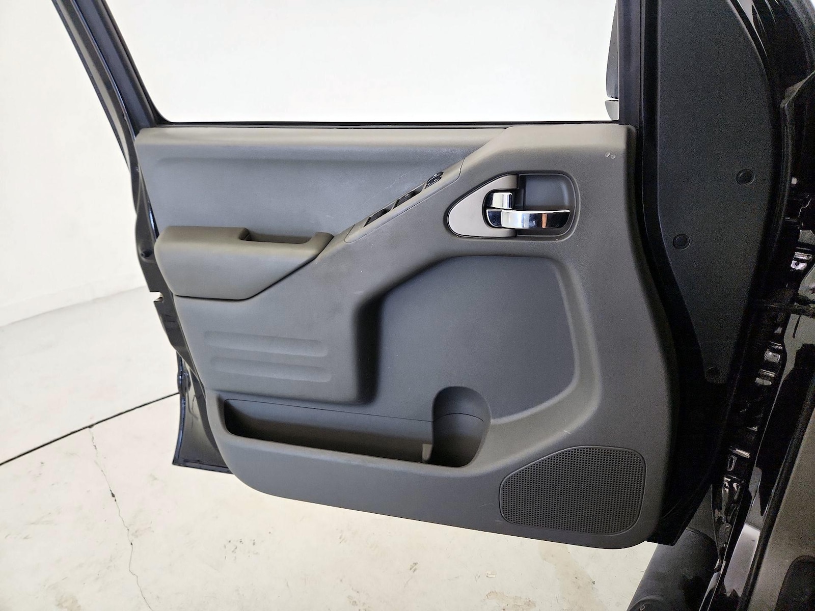 2020 Nissan Frontier SV - Photo 13