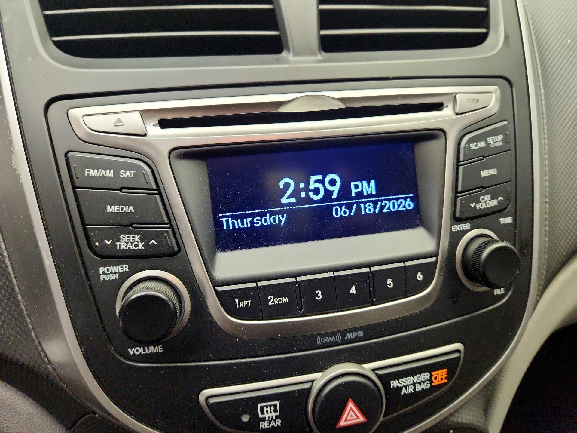 Thumbnail: 2016 Hyundai Accent - 14