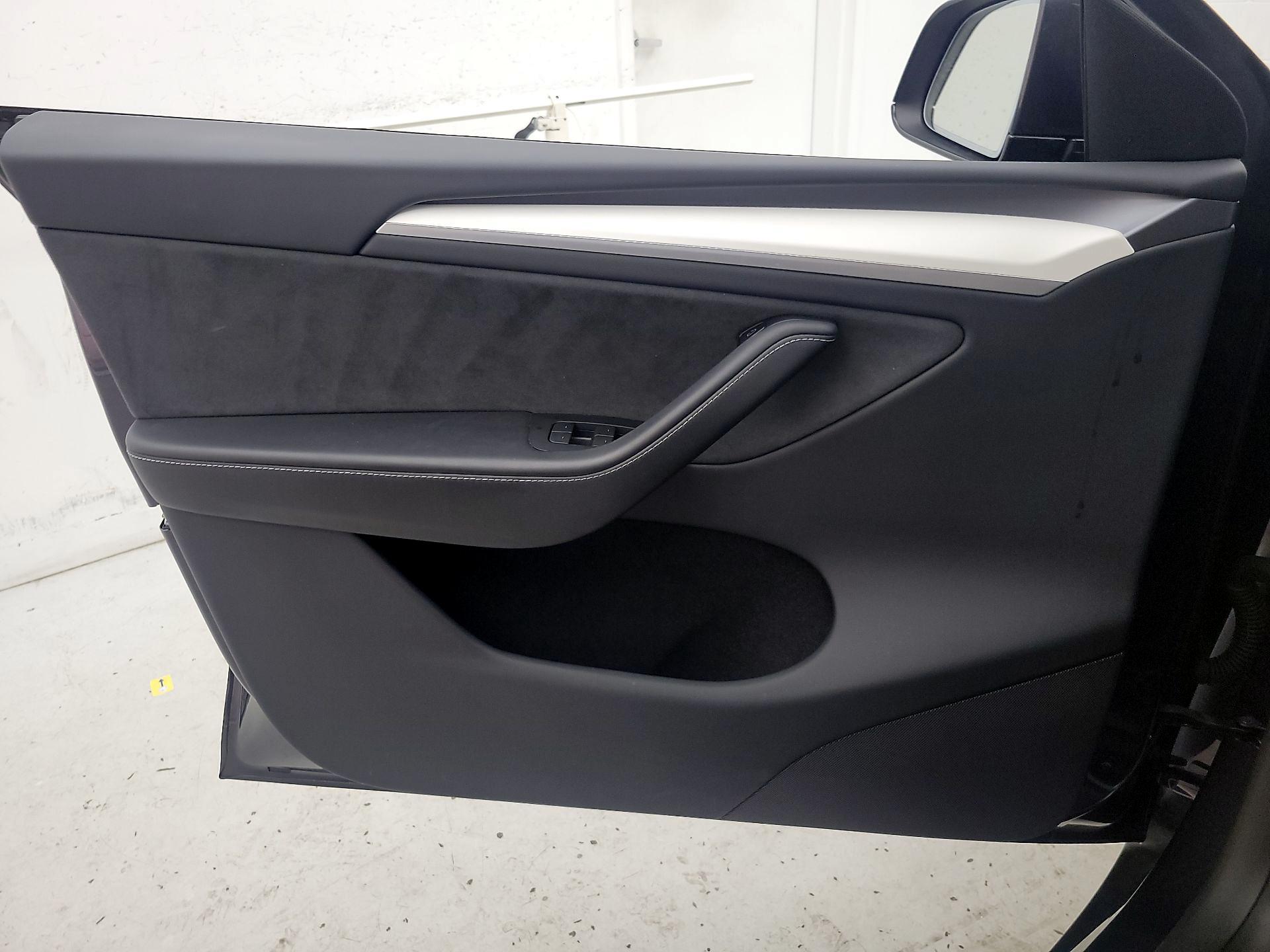 Thumbnail: 2024 Tesla Model Y - 12