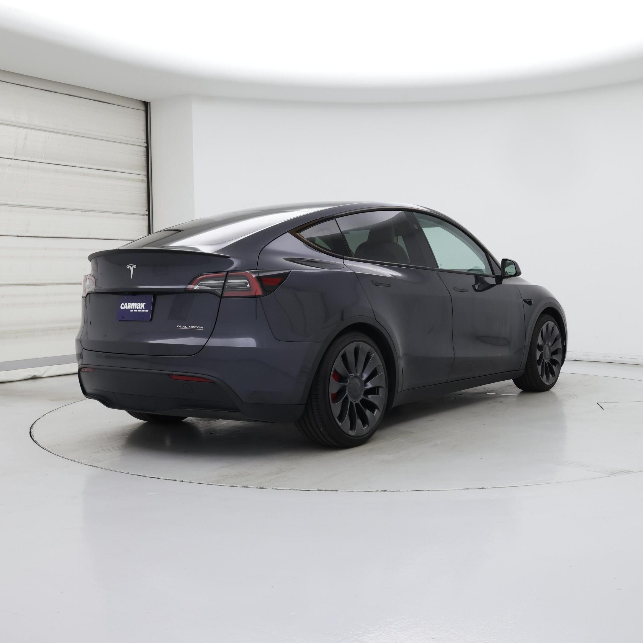 Thumbnail: 2024 Tesla Model Y - 8