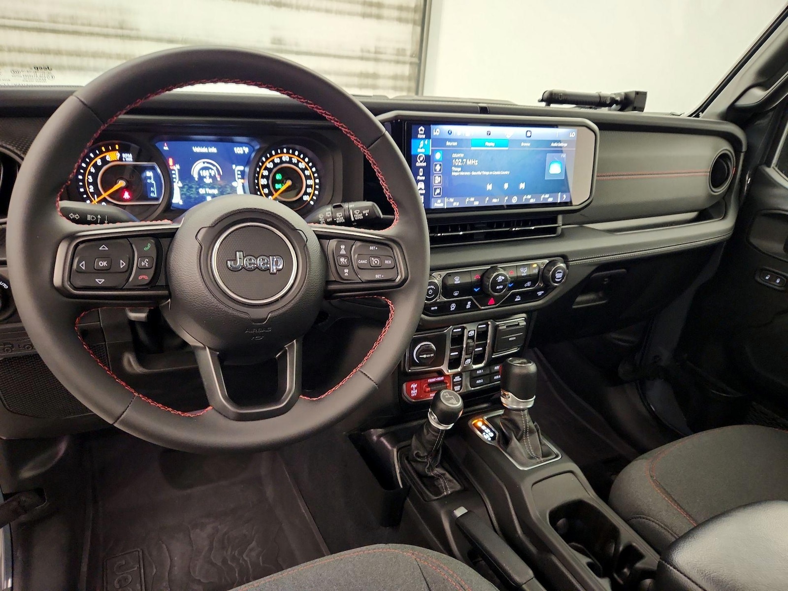 2024 Jeep Wrangler 4-Door Rubicon - Photo 10