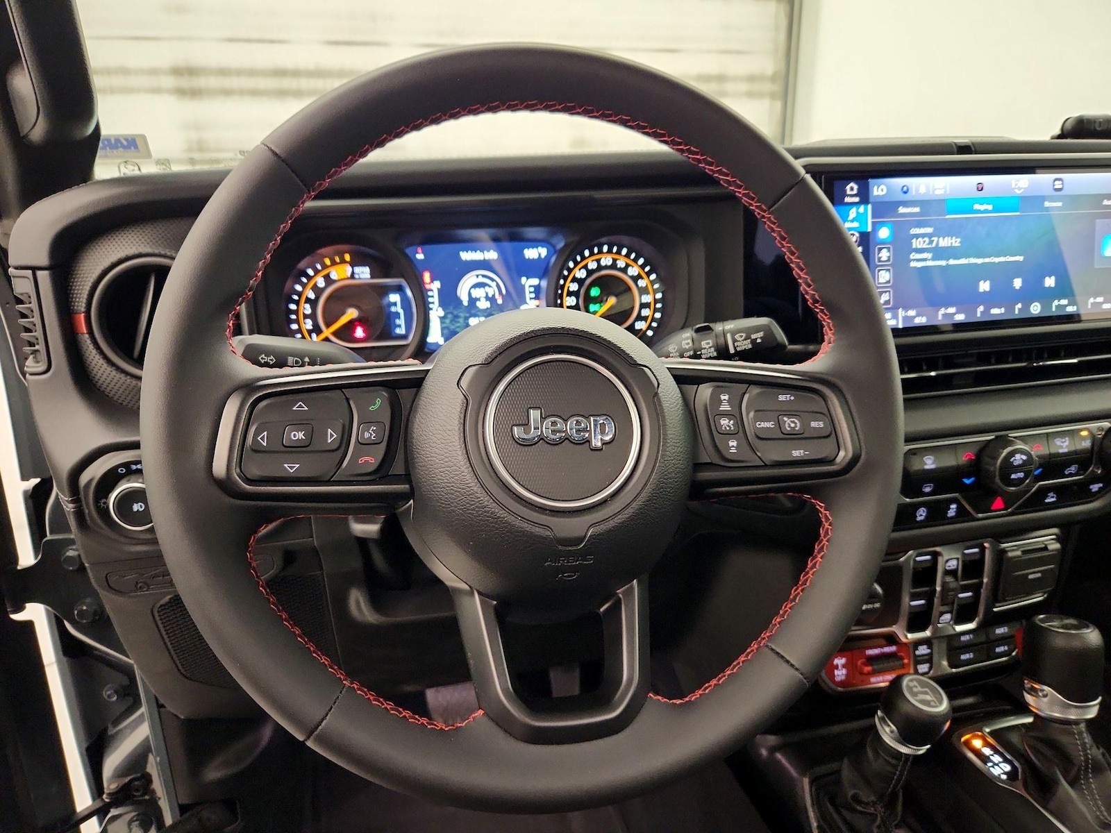 2024 Jeep Wrangler 4-Door Rubicon - Photo 11
