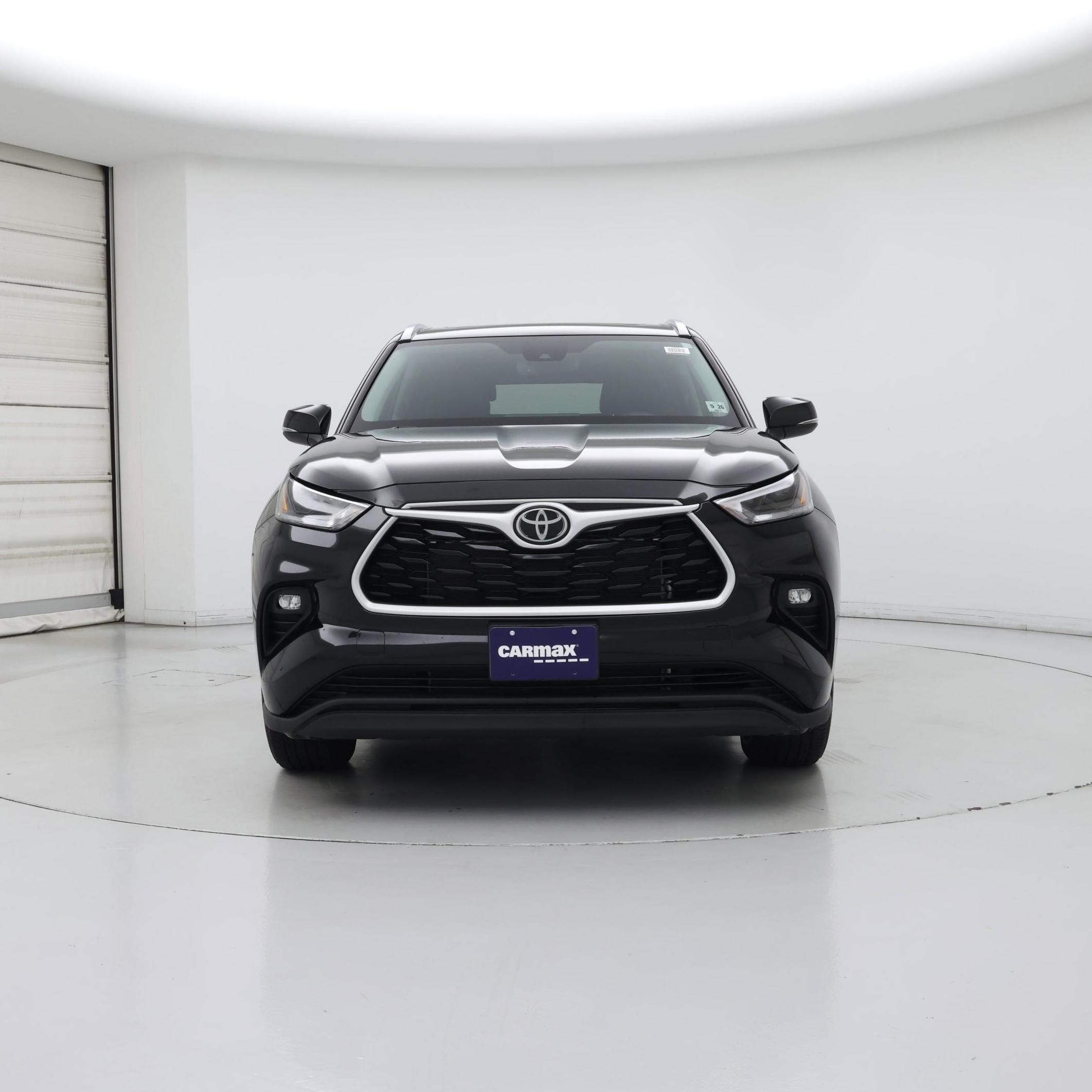 Thumbnail: 2021 Toyota Highlander - 5