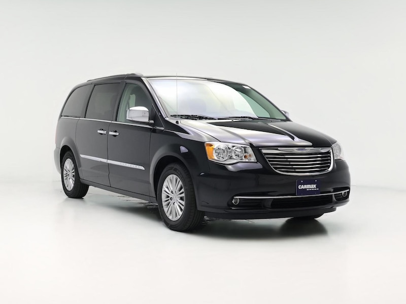 2015 Chrysler Town & Country Touring -
                  Kenosha, WI