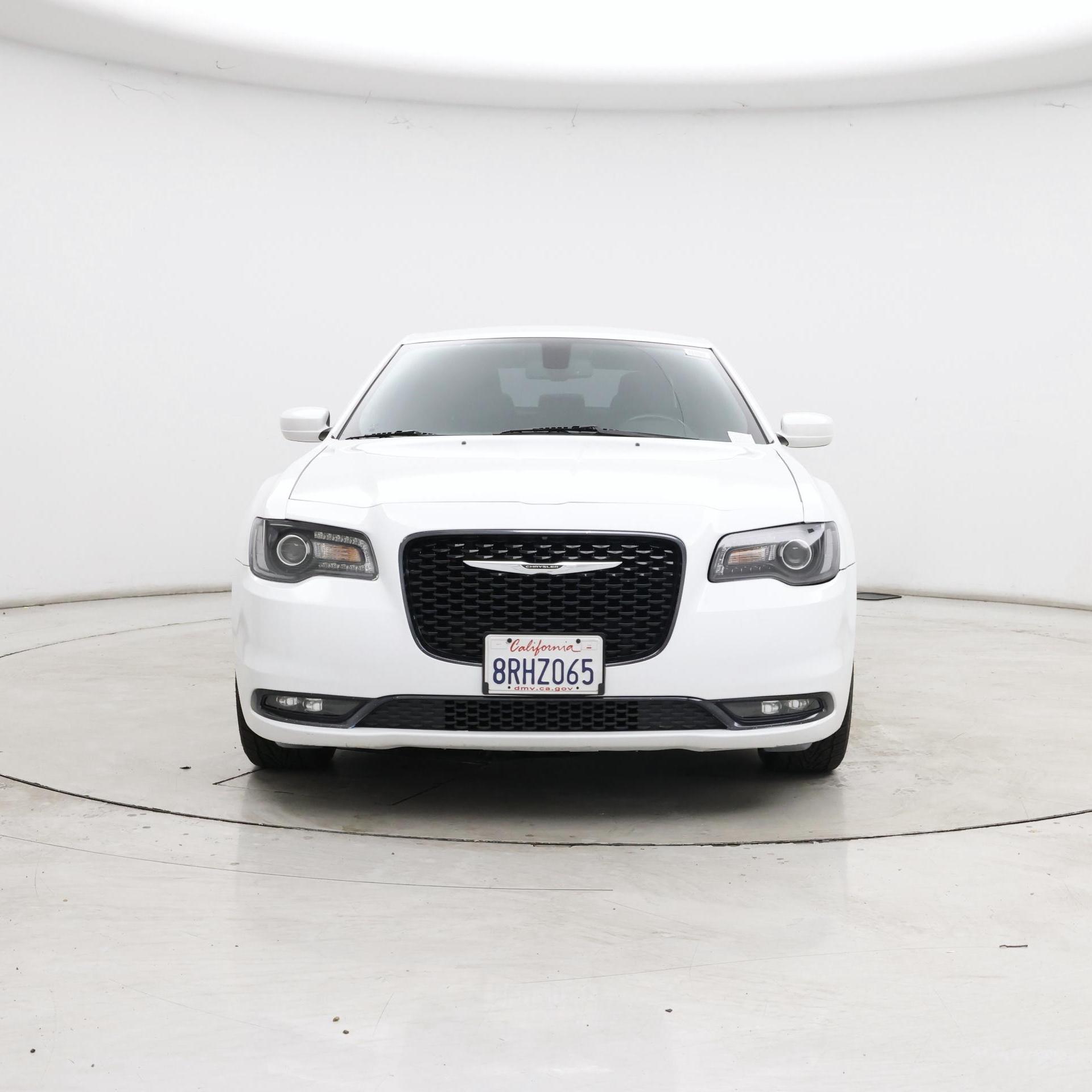 Thumbnail: 2019 Chrysler 300 - 5