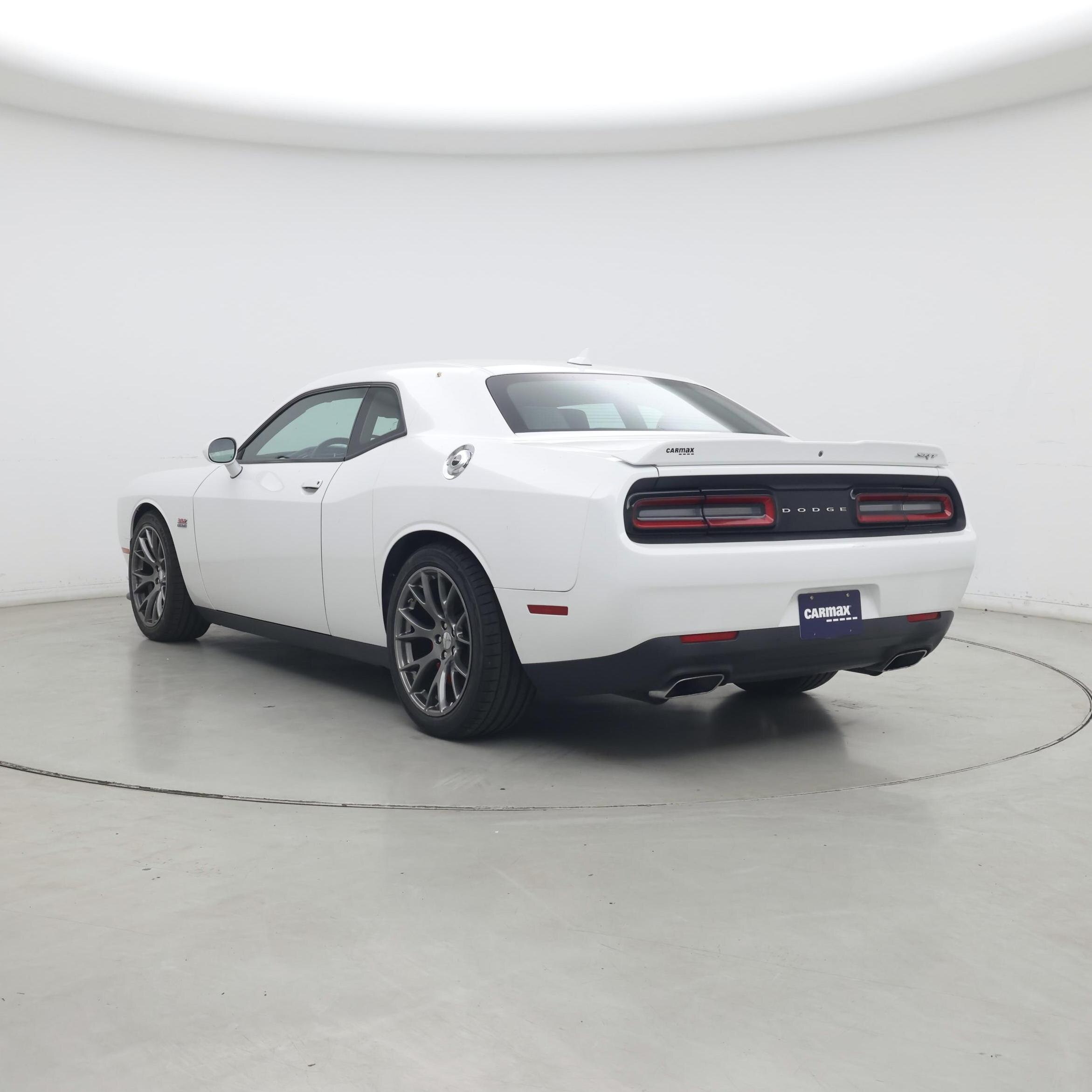 Thumbnail: 2016 Dodge Challenger - 2