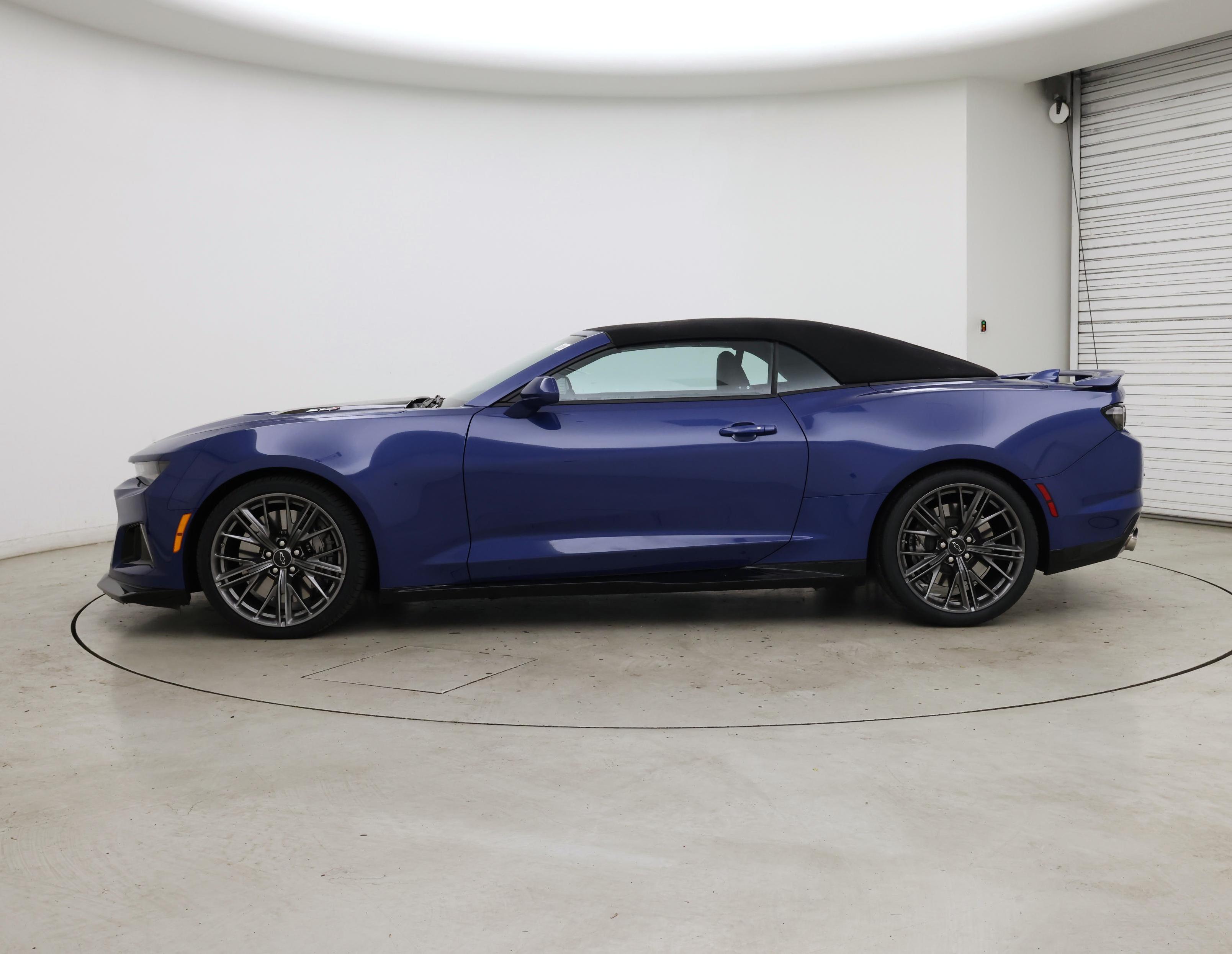 Thumbnail: 2023 Chevrolet Camaro - 3