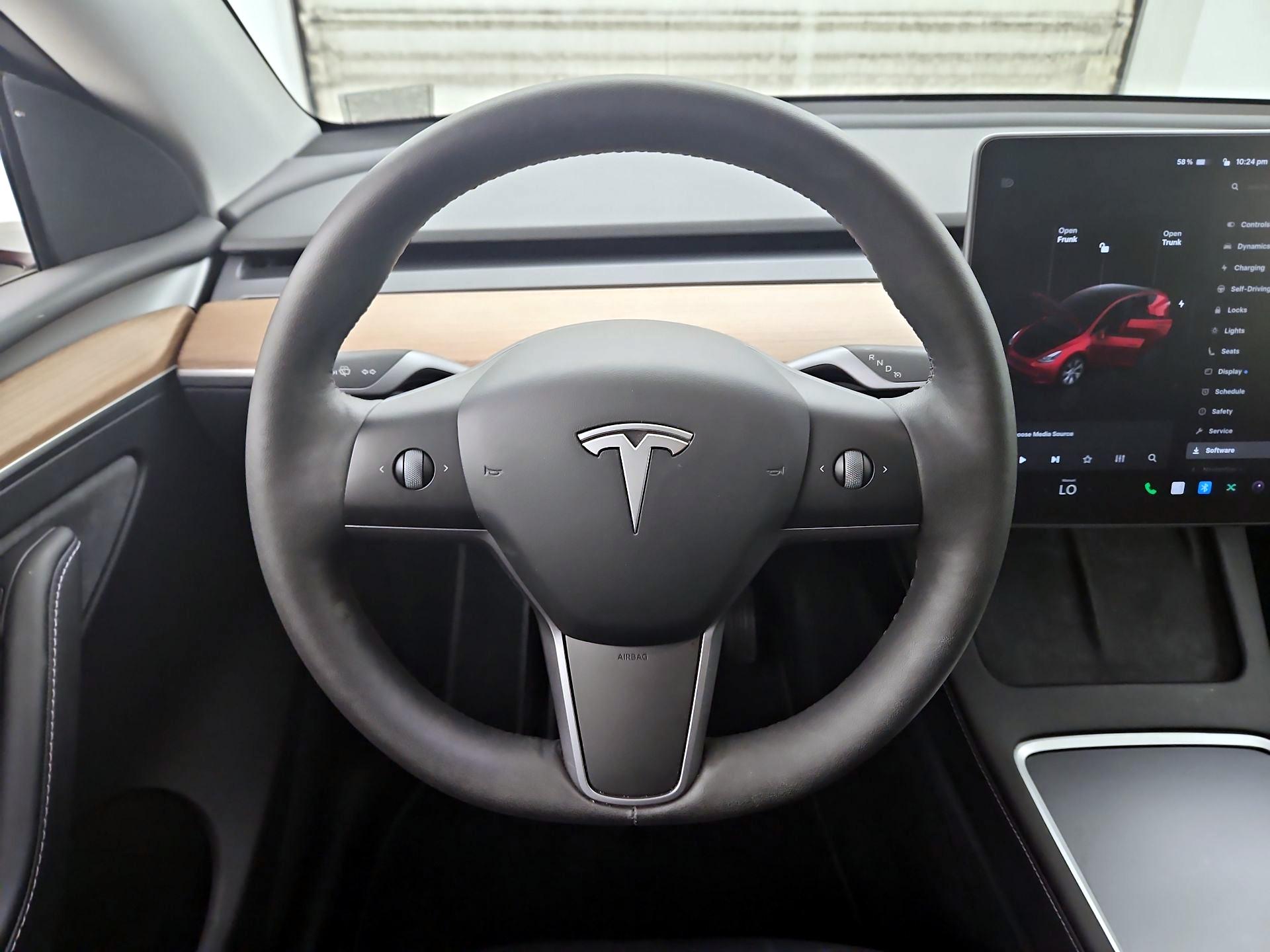 Thumbnail: 2023 Tesla Model Y - 10