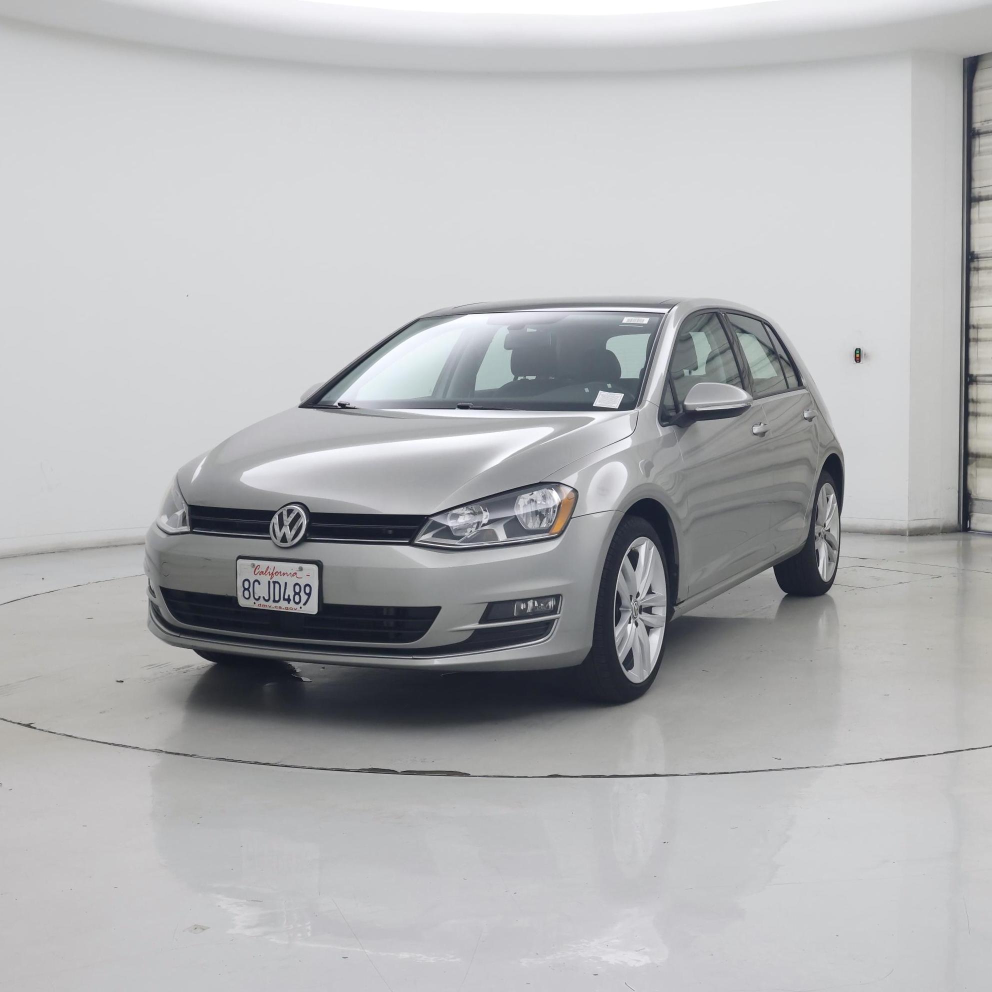 Thumbnail: 2017 Volkswagen Golf - 4