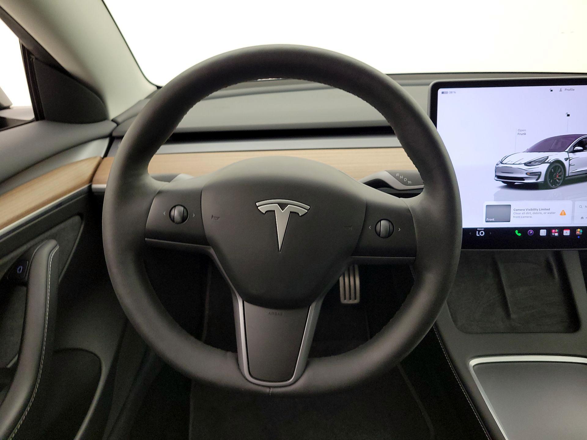 Thumbnail: 2023 Tesla Model 3 - 10