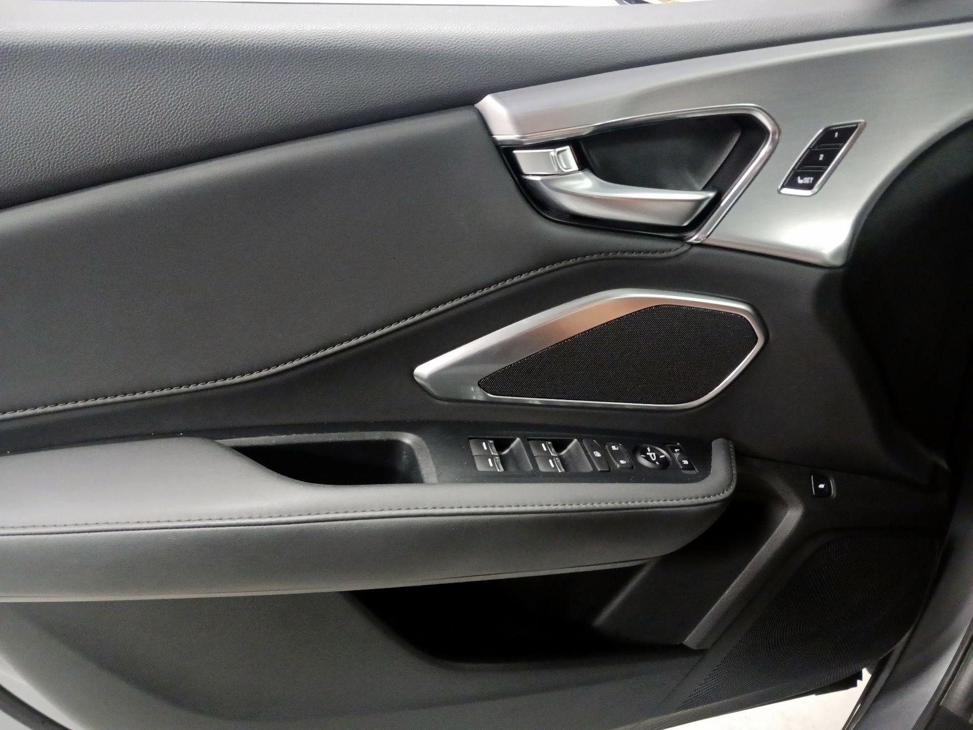 Thumbnail: 2024 Acura RDX - 10