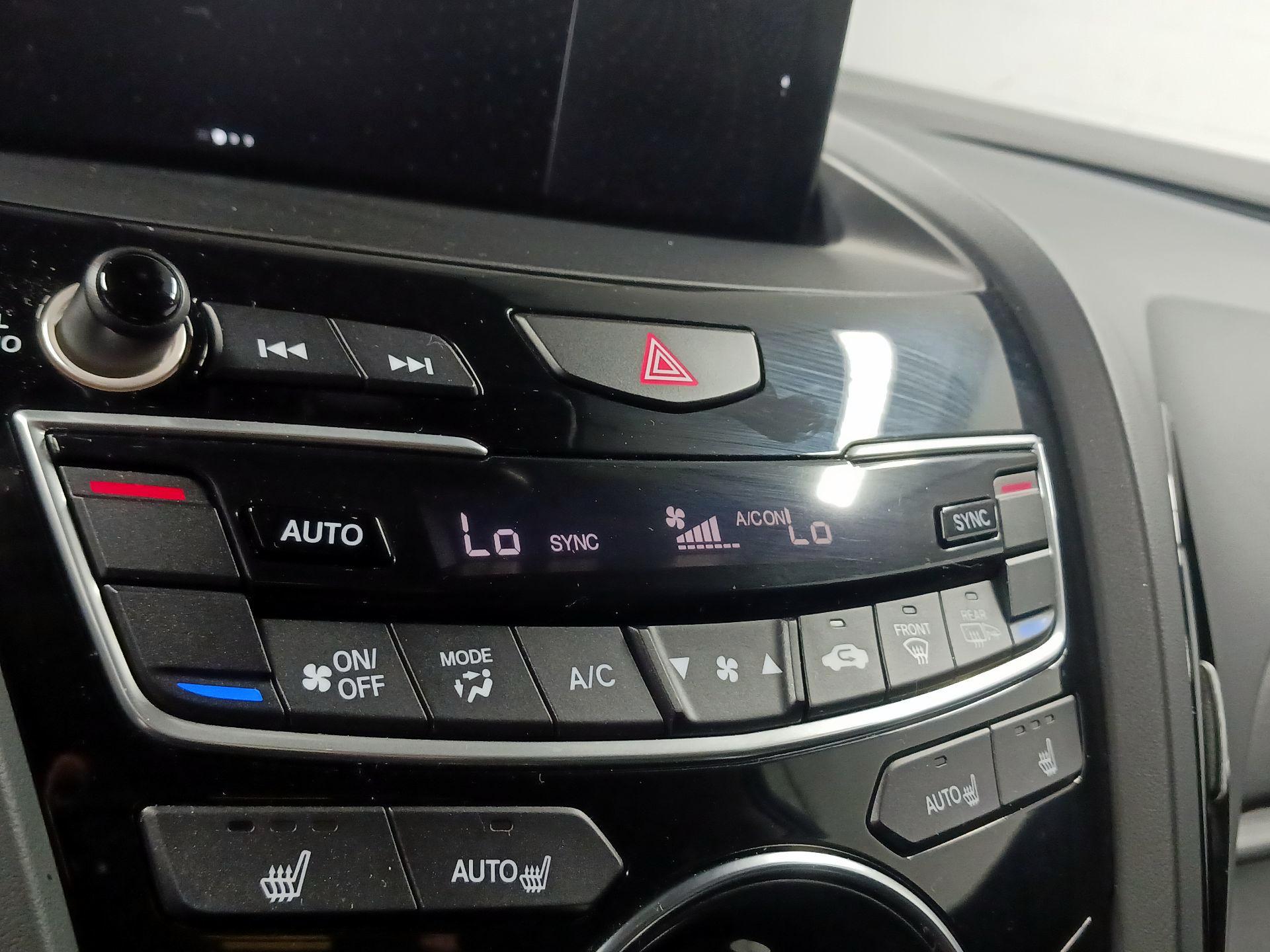 Thumbnail: 2024 Acura RDX - 13