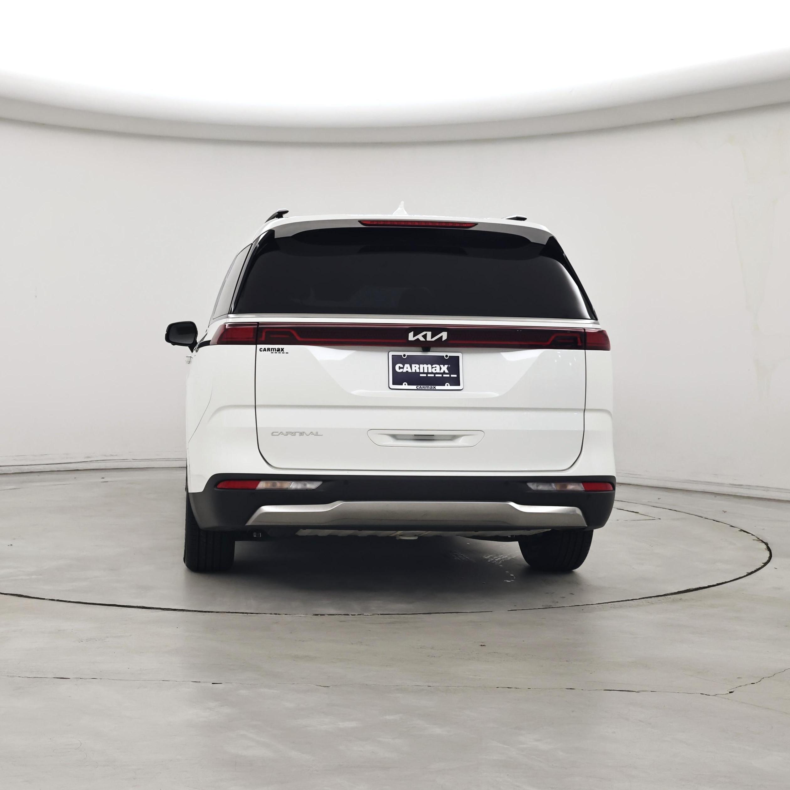 Thumbnail: 2023 Kia Carnival - 6
