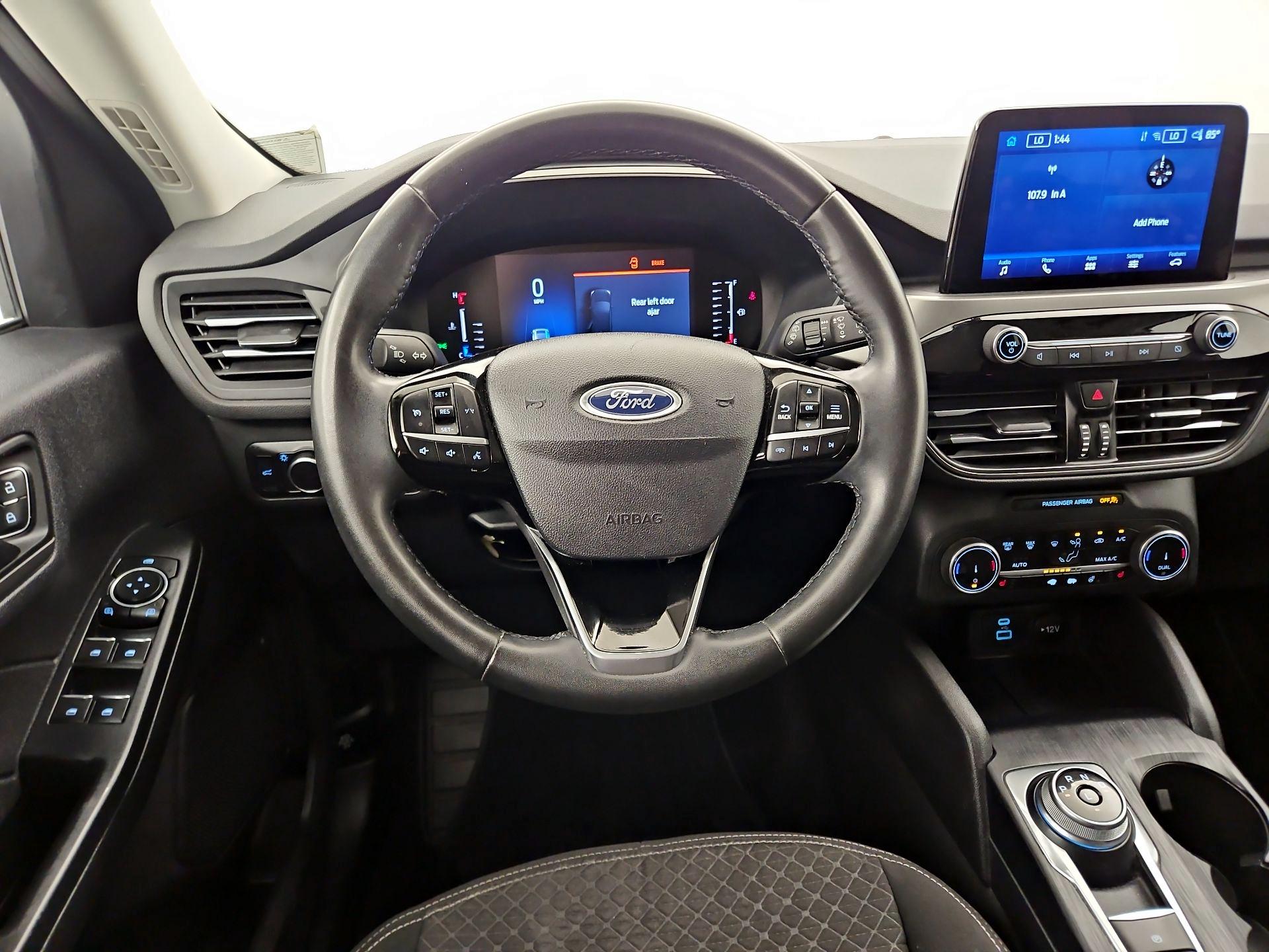 Thumbnail: 2023 Ford Escape - 10