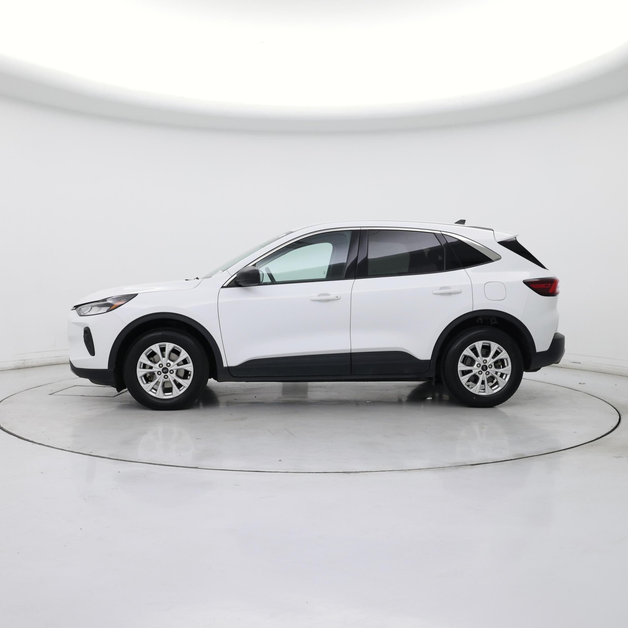 Thumbnail: 2023 Ford Escape - 3