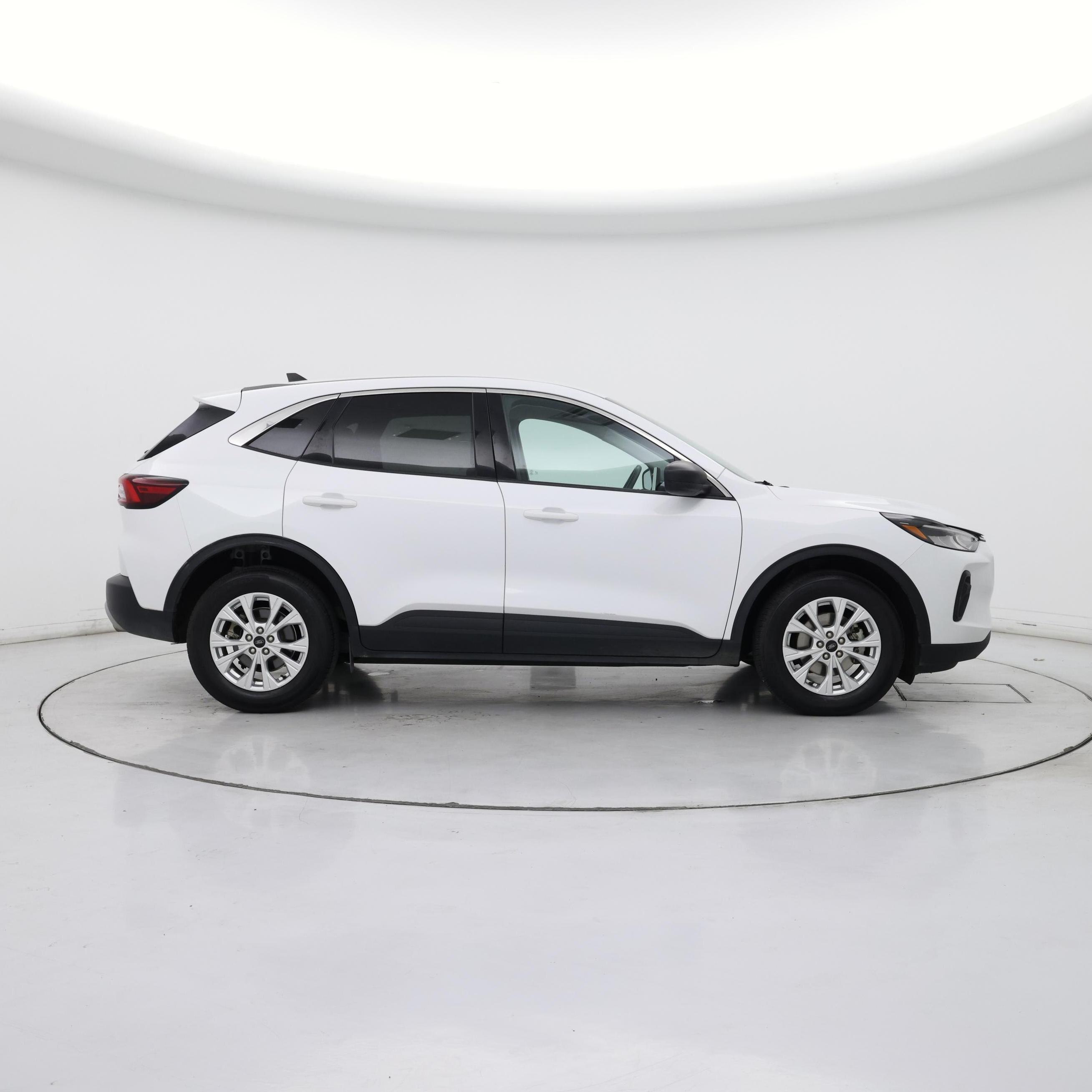 Thumbnail: 2023 Ford Escape - 7