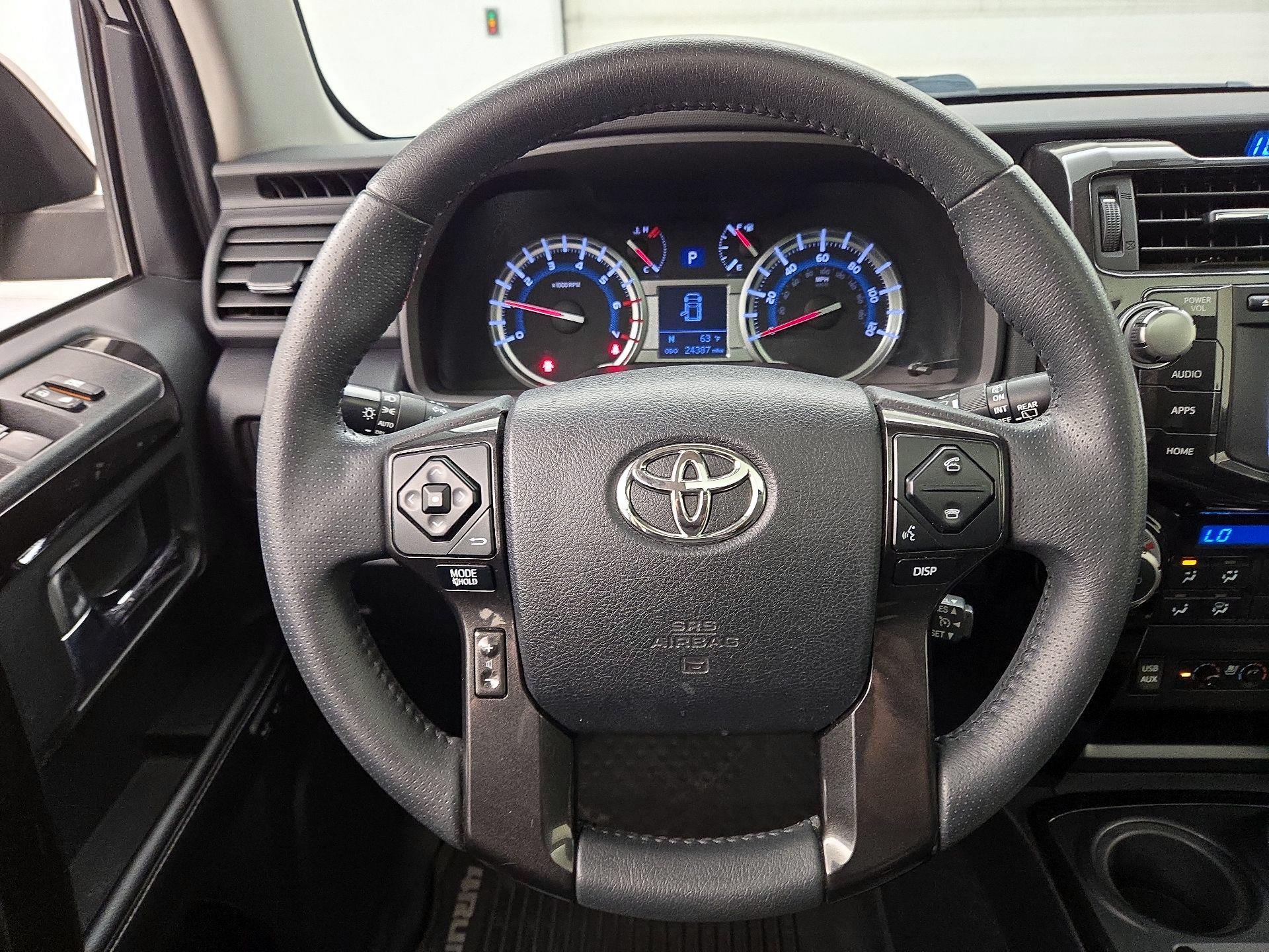 Thumbnail: 2019 Toyota 4Runner - 10