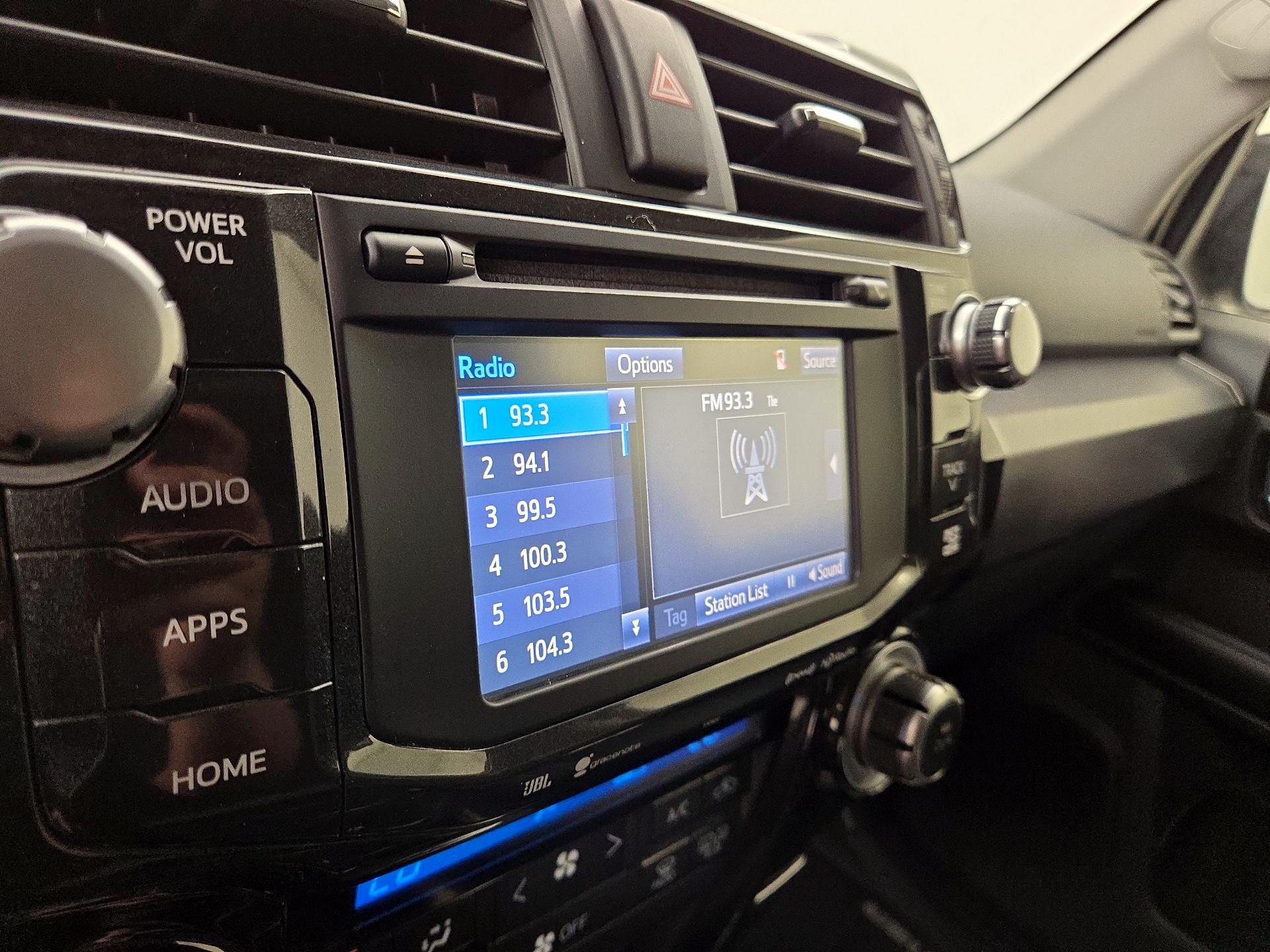 Thumbnail: 2019 Toyota 4Runner - 16