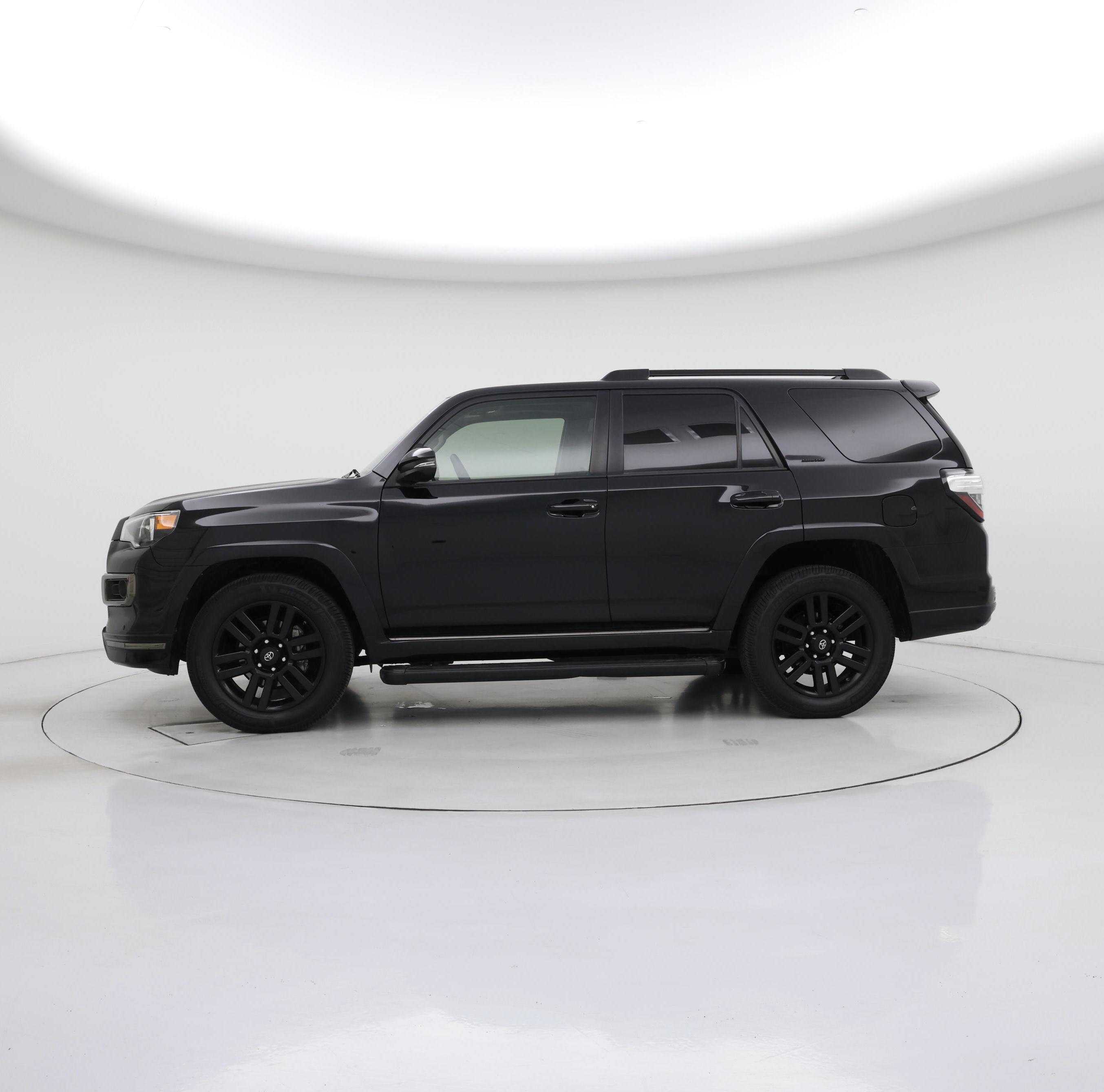 Thumbnail: 2019 Toyota 4Runner - 3
