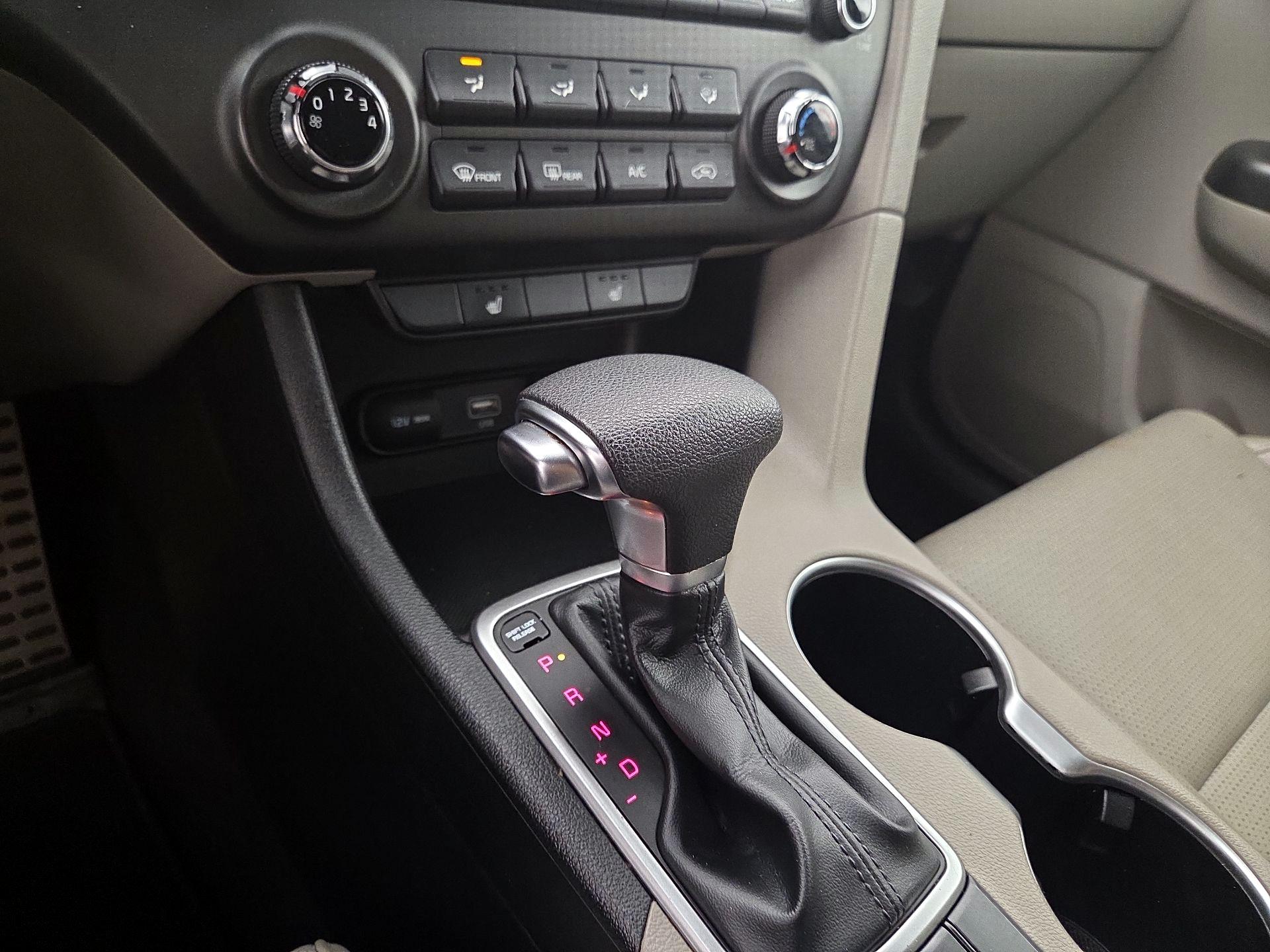 Thumbnail: 2020 Kia Sportage - 17
