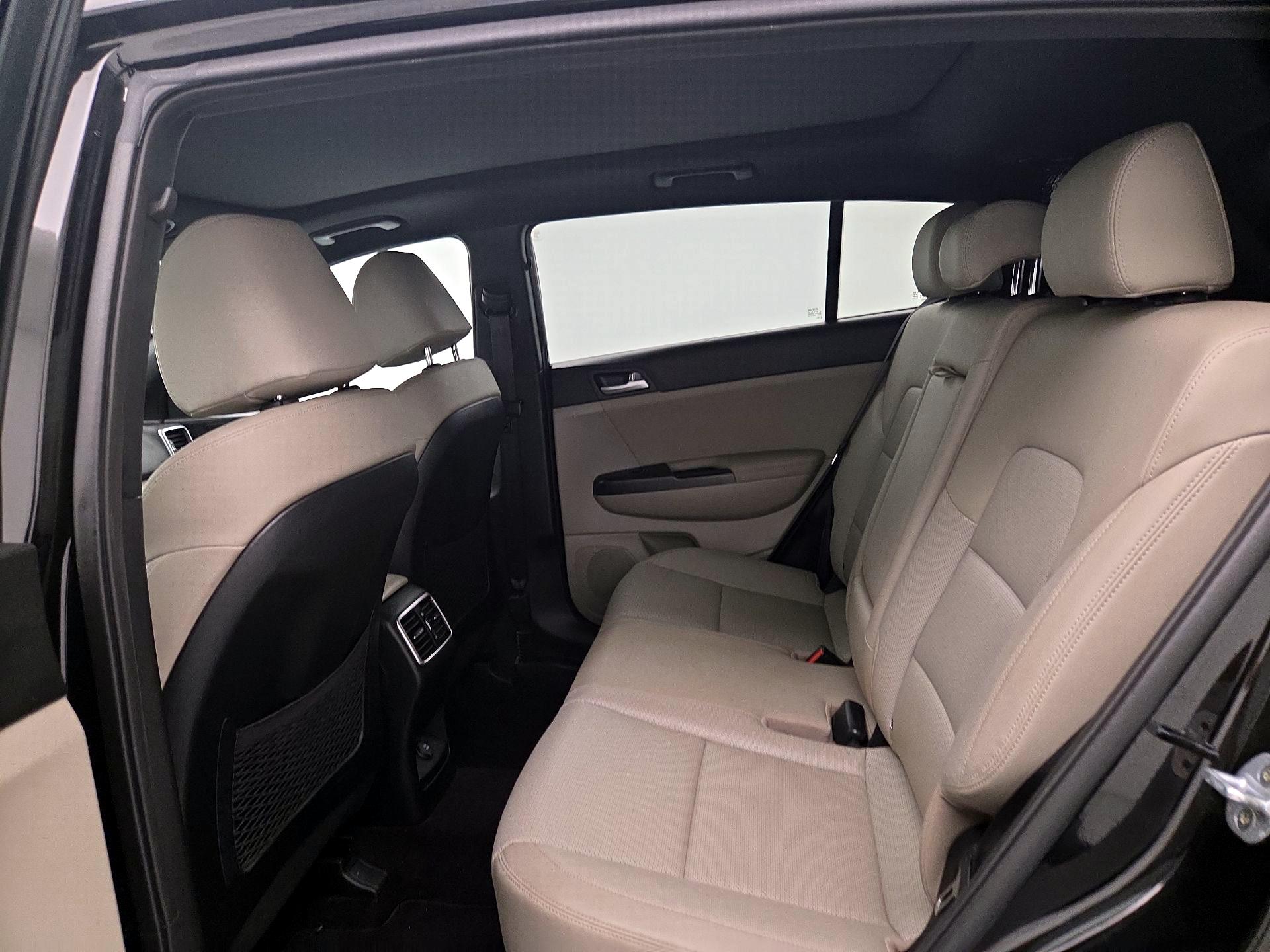 Thumbnail: 2020 Kia Sportage - 20