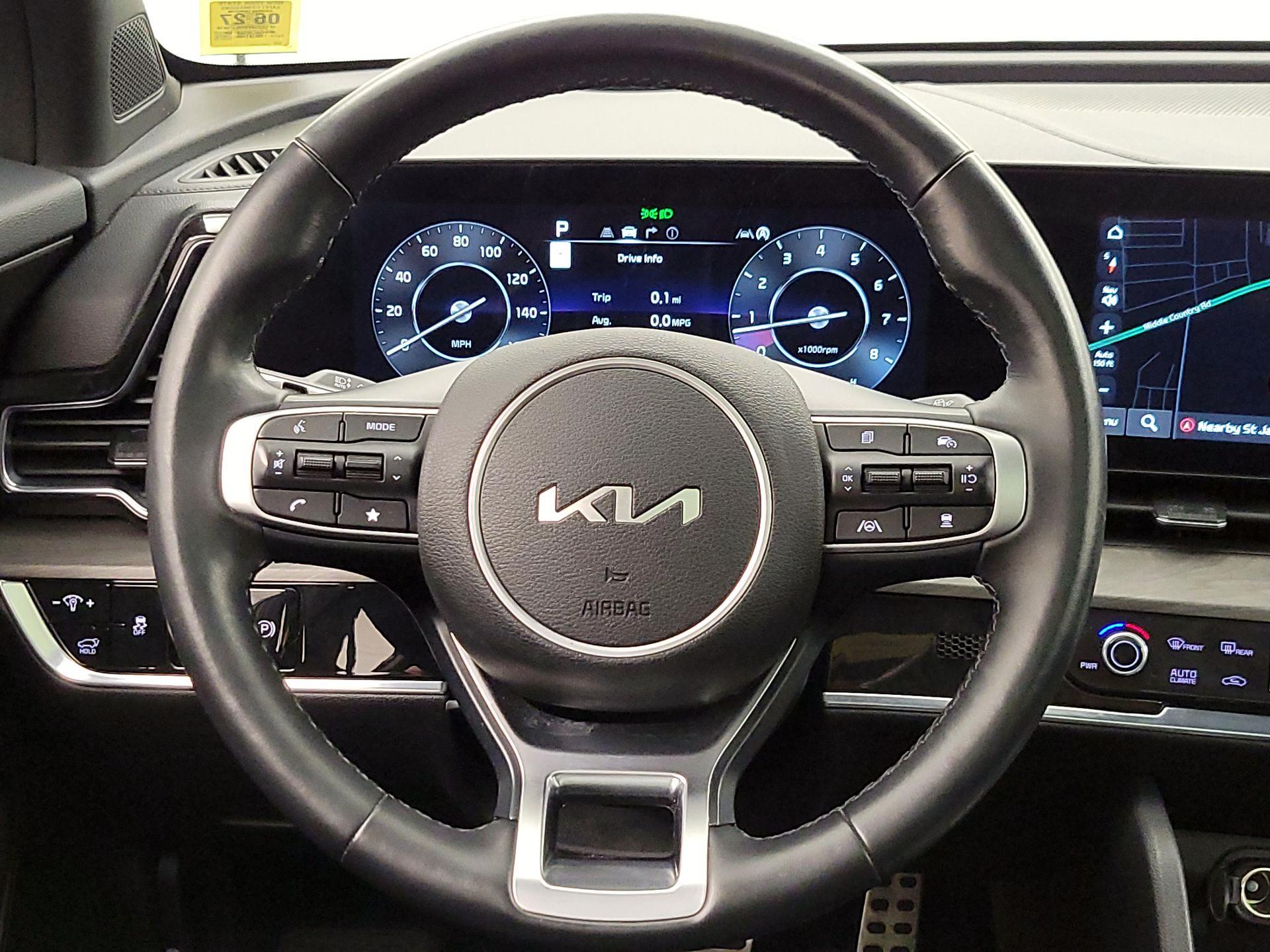 Thumbnail: 2023 Kia Sportage - 10