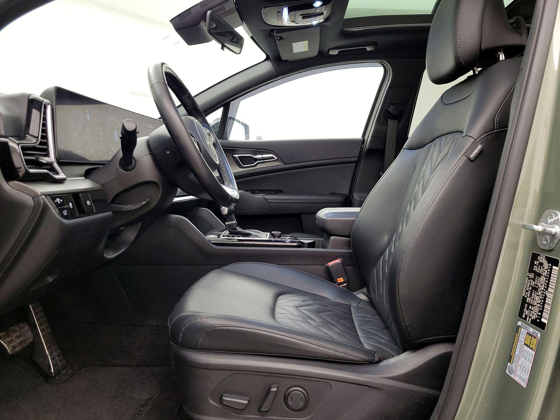 Thumbnail: 2023 Kia Sportage - 11