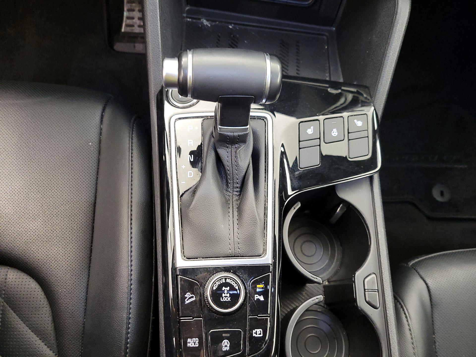 Thumbnail: 2023 Kia Sportage - 18