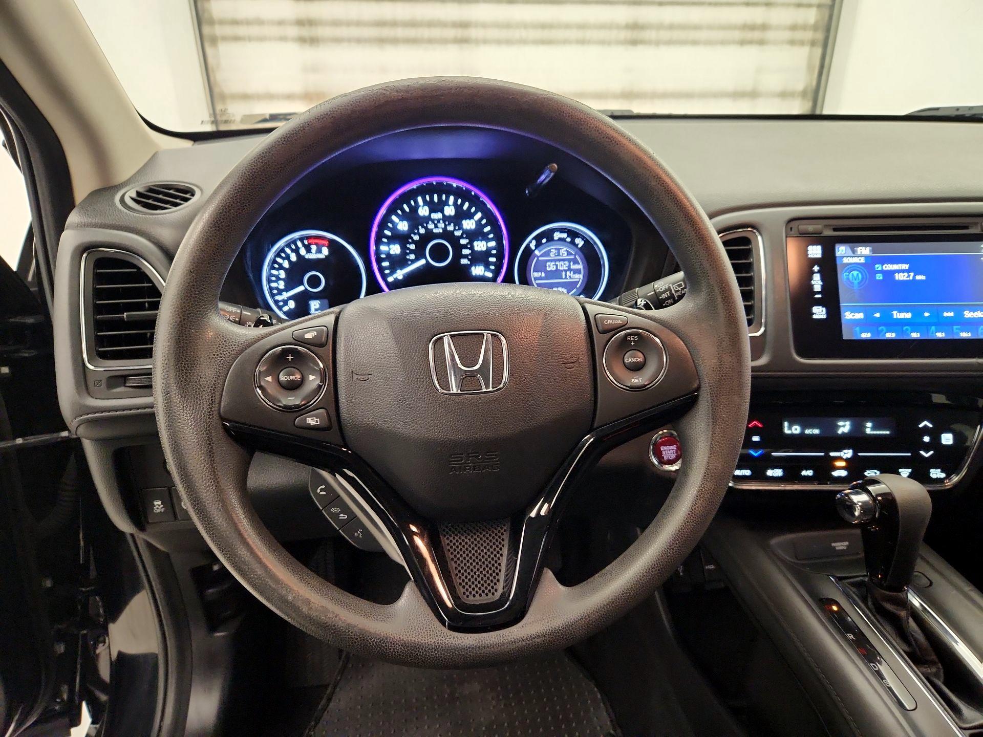 Thumbnail: 2016 Honda HR-V - 10