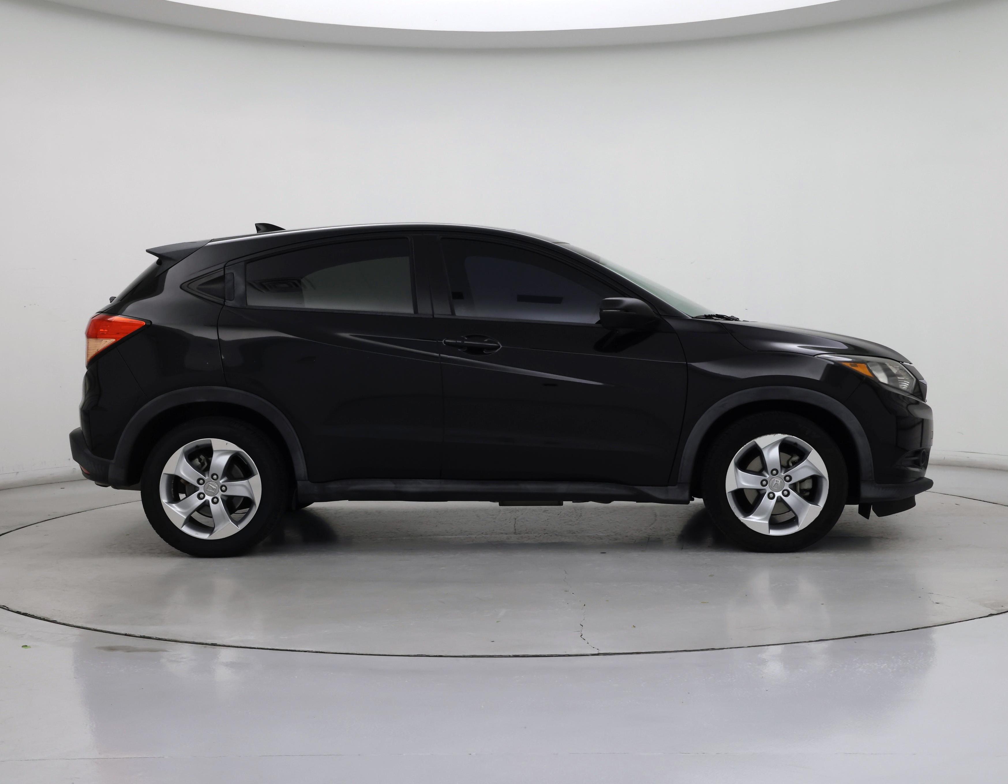 Thumbnail: 2016 Honda HR-V - 7