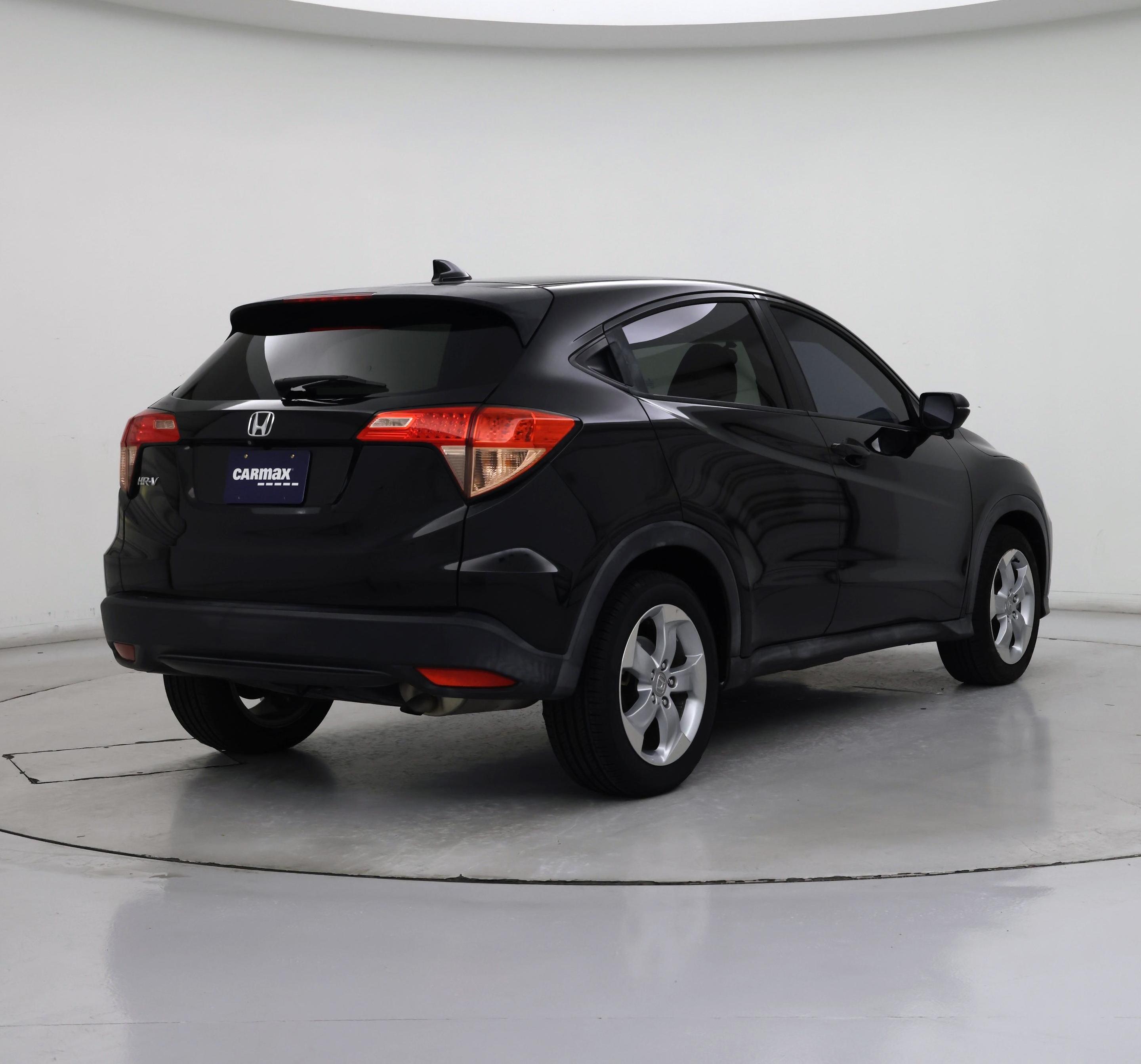 Thumbnail: 2016 Honda HR-V - 8