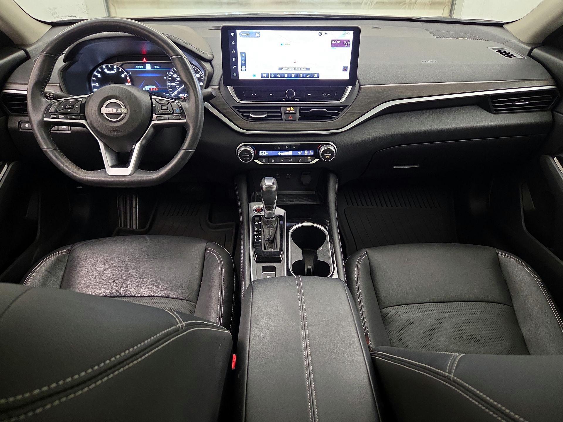 Thumbnail: 2023 Nissan Altima - 9