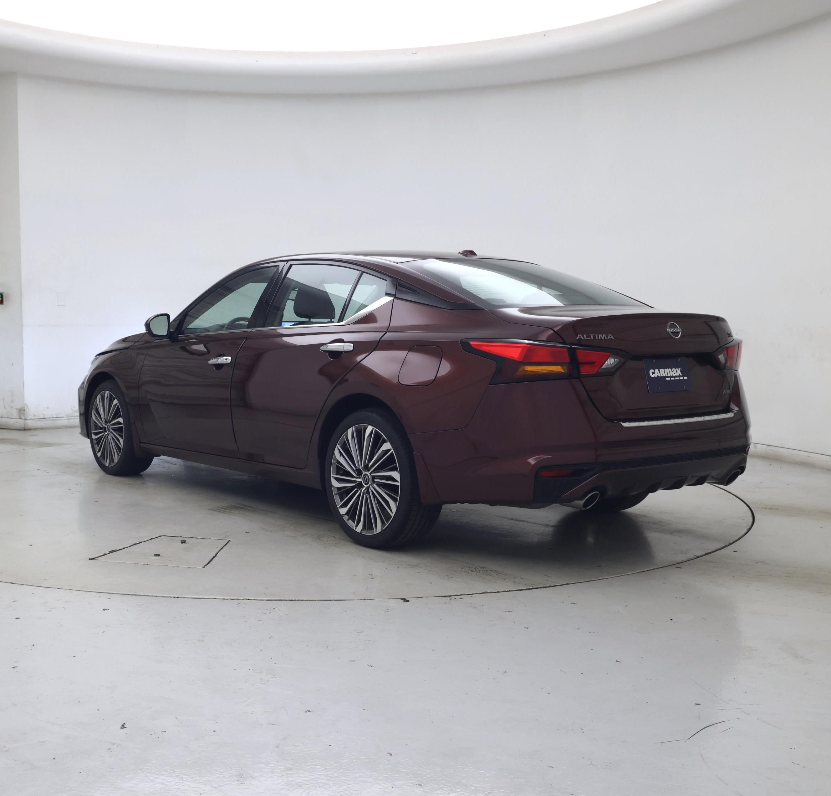 Thumbnail: 2023 Nissan Altima - 2