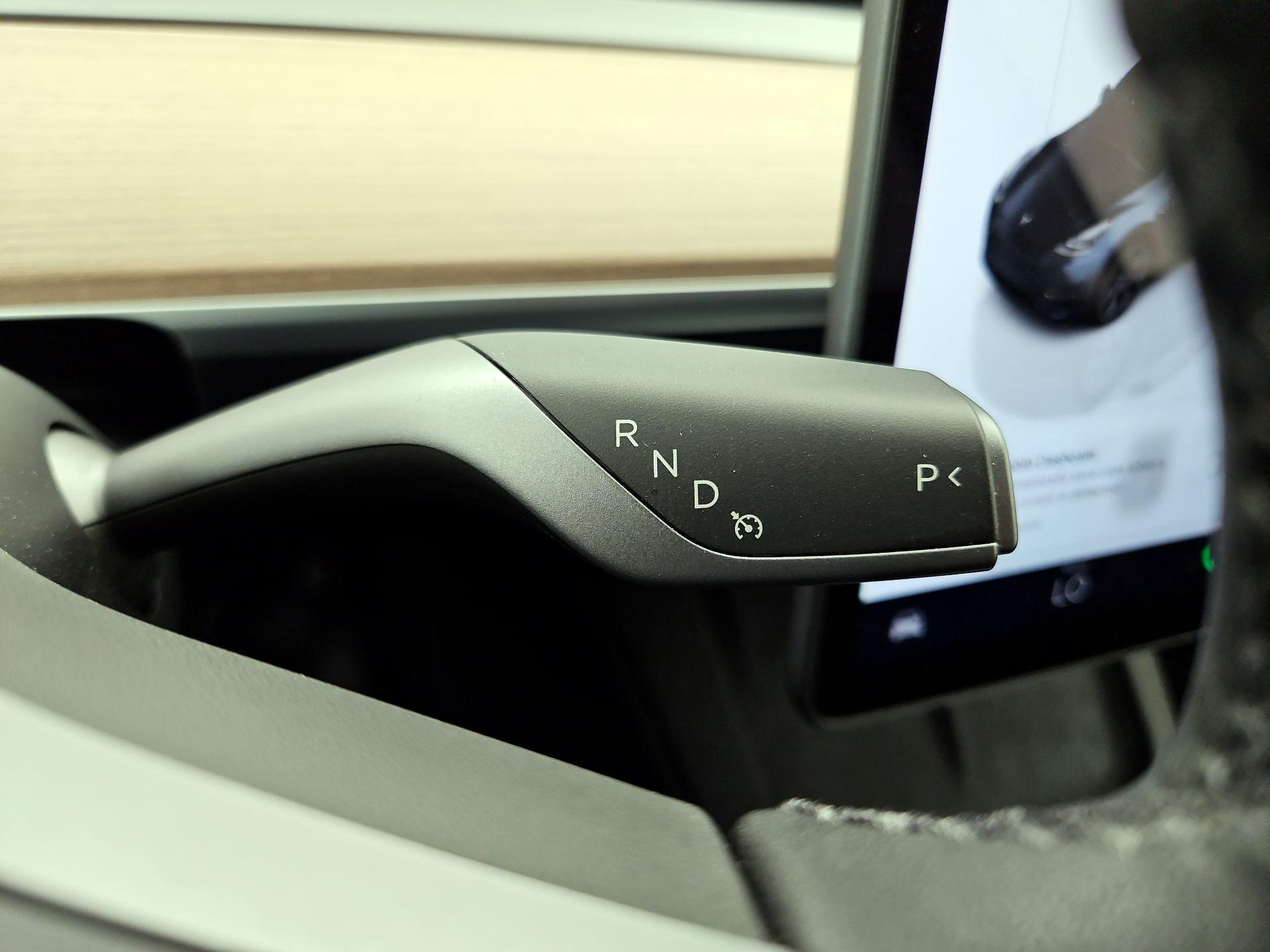 Thumbnail: 2025 Tesla Model Y - 17