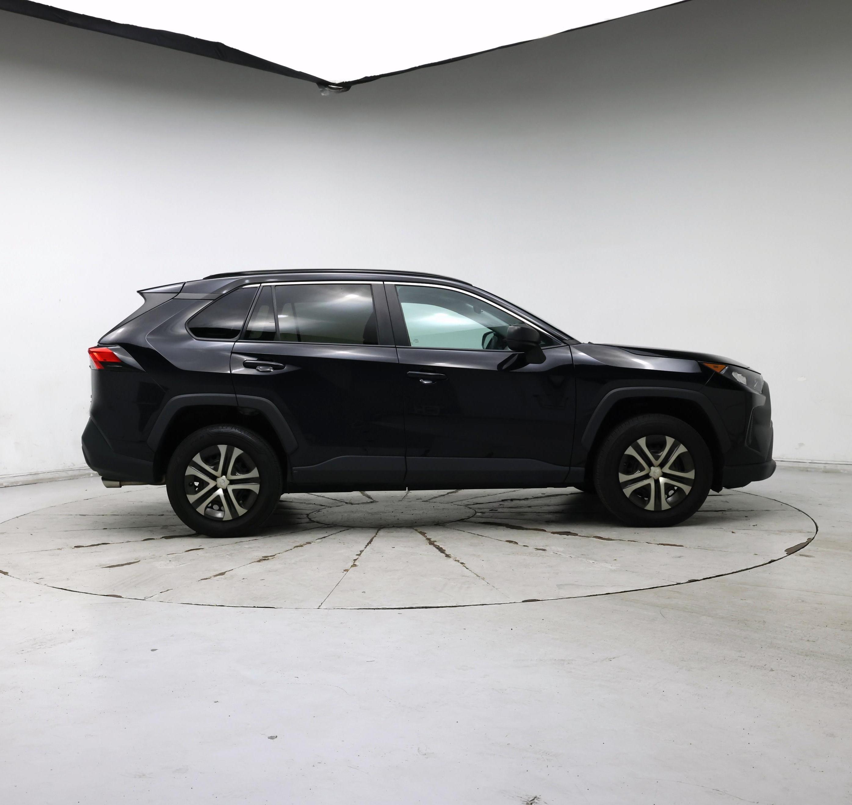 Thumbnail: 2020 Toyota RAV4 - 7