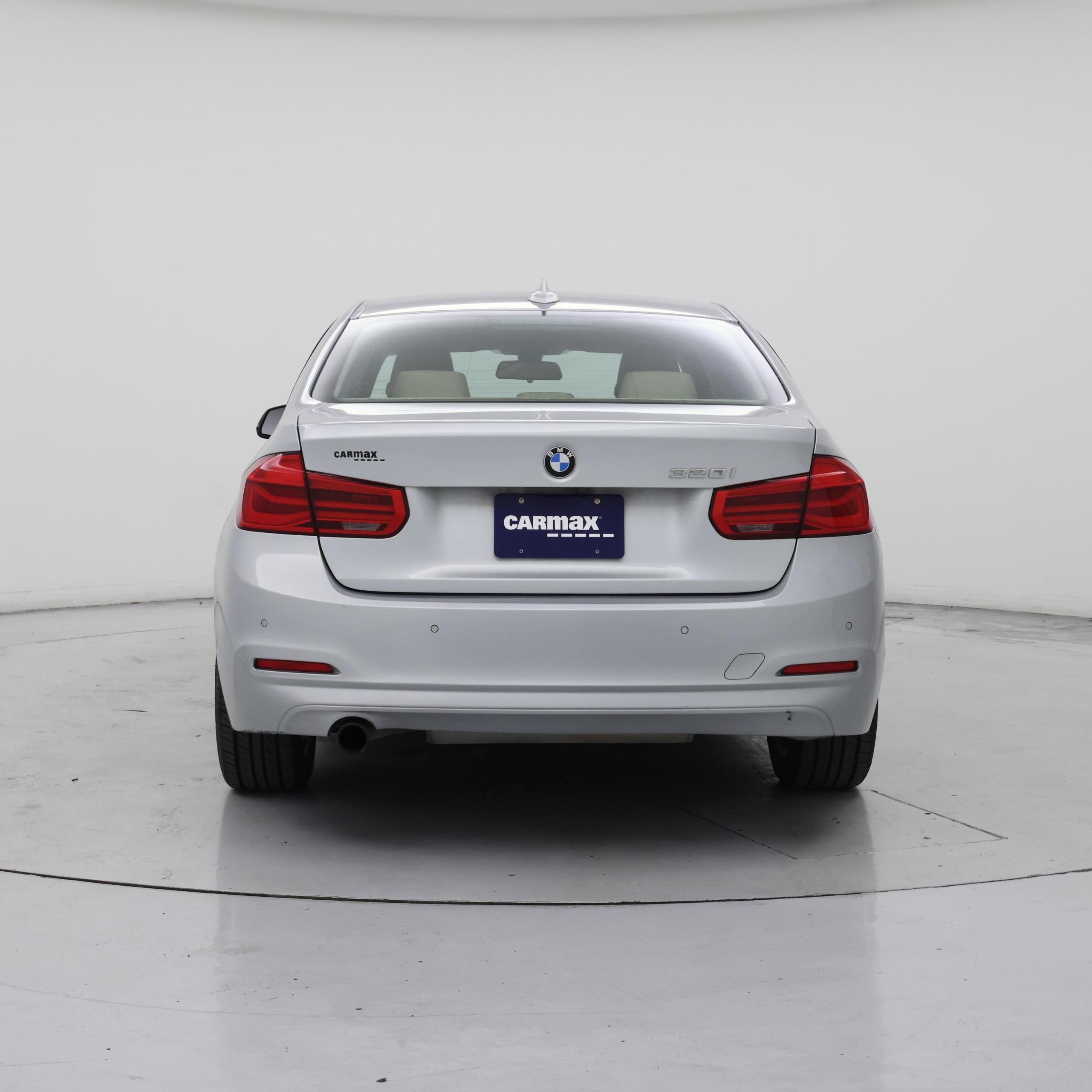Thumbnail: 2016 BMW 3 Series - 6