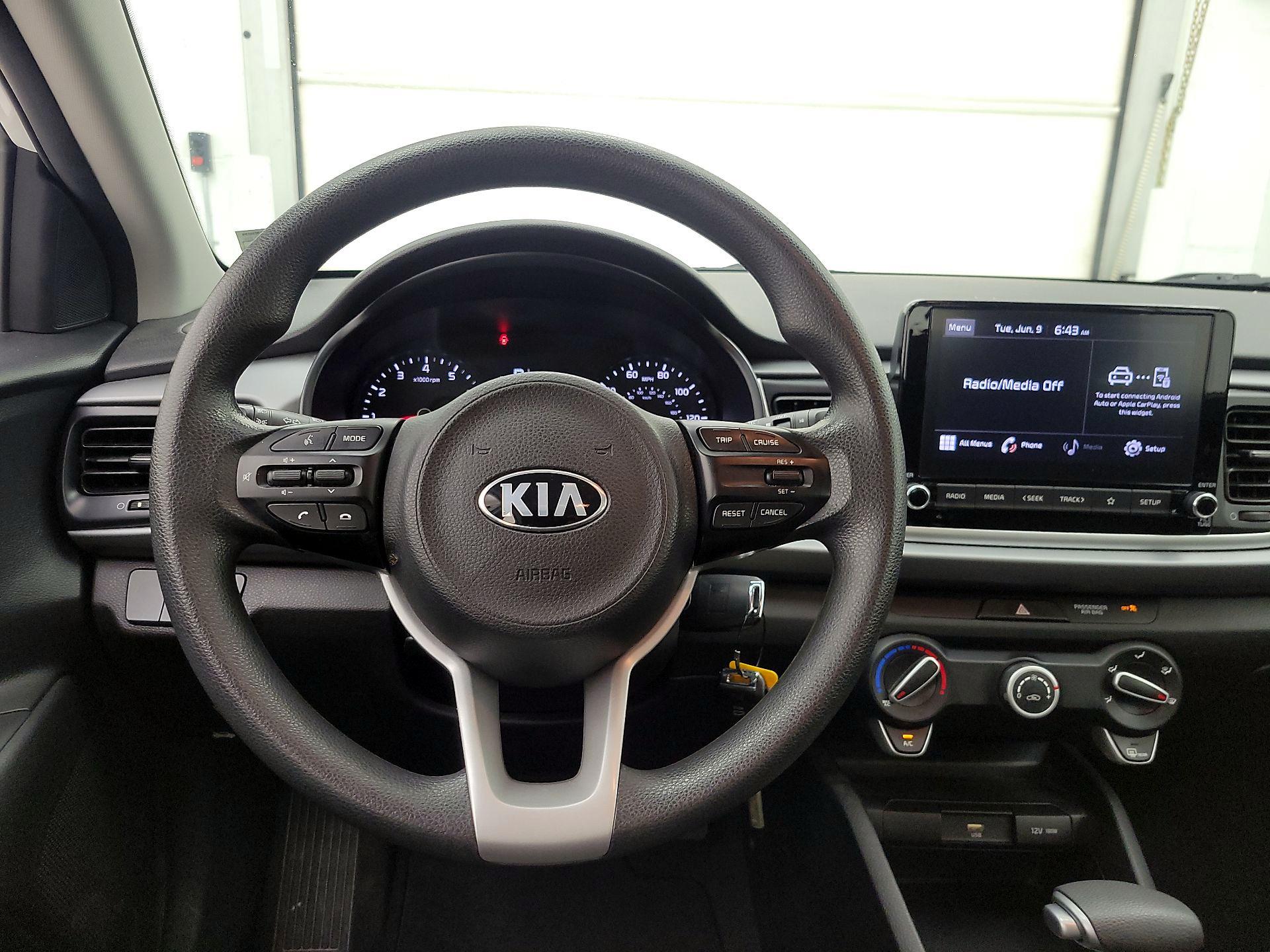 Thumbnail: 2021 Kia Rio5 - 10