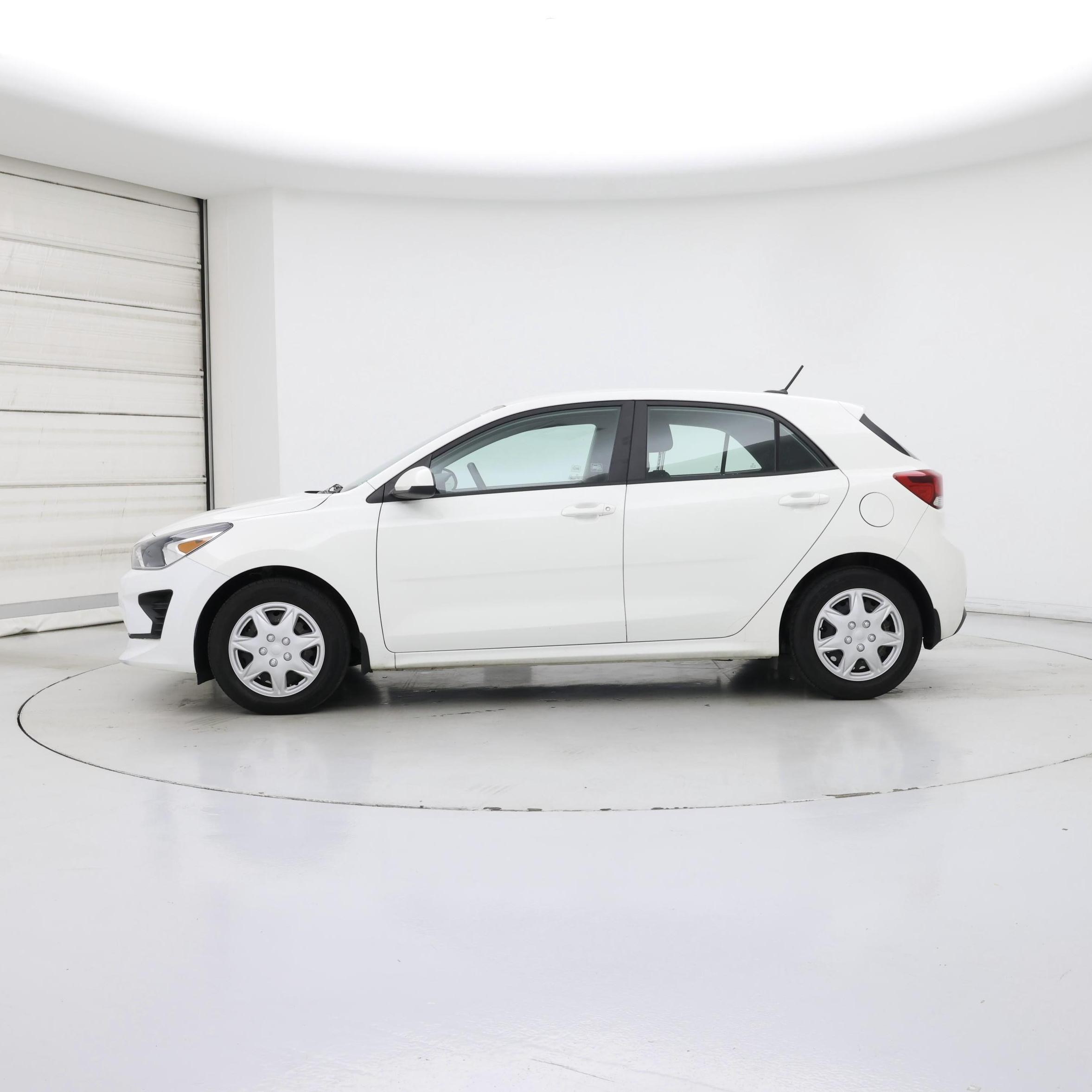 Thumbnail: 2021 Kia Rio5 - 3