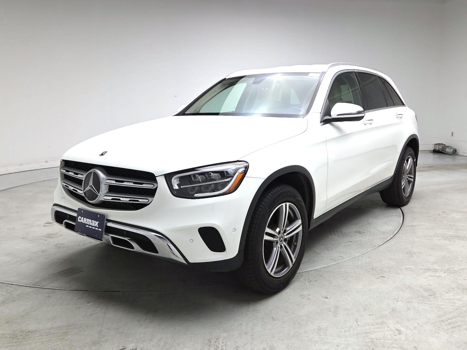 2021 Mercedes-Benz GLC GLC300 - Photo 3