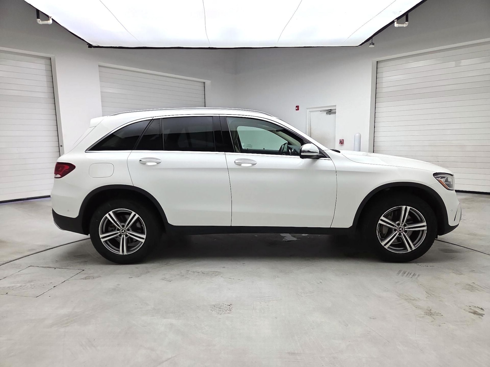 2021 Mercedes-Benz GLC GLC300 - Photo 4