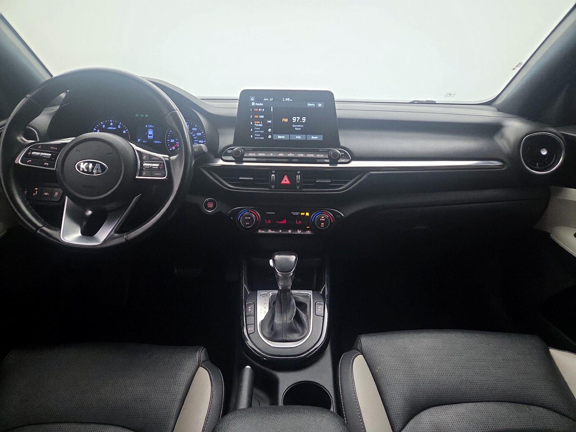 Thumbnail: 2020 Kia Forte - 9