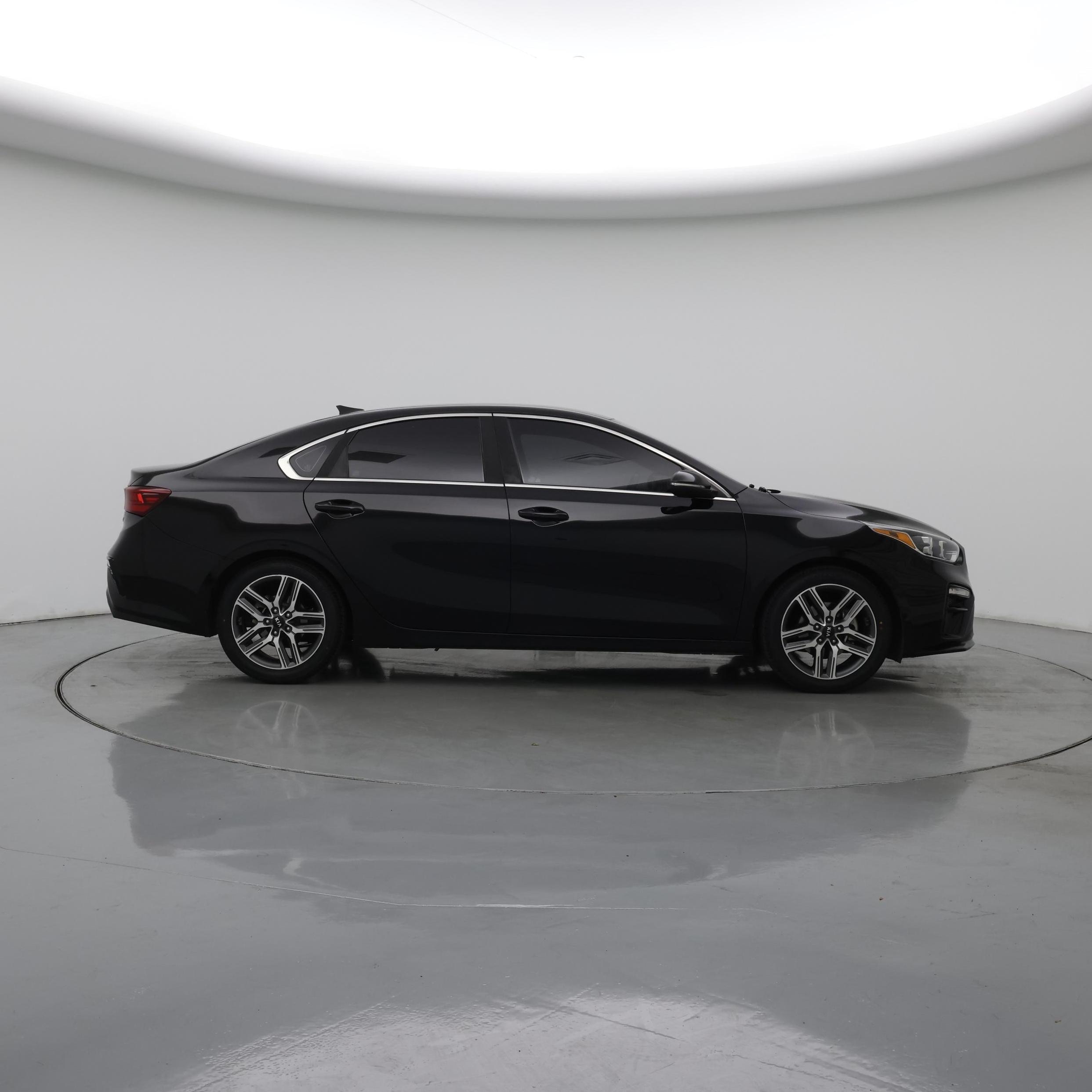 Thumbnail: 2020 Kia Forte - 7