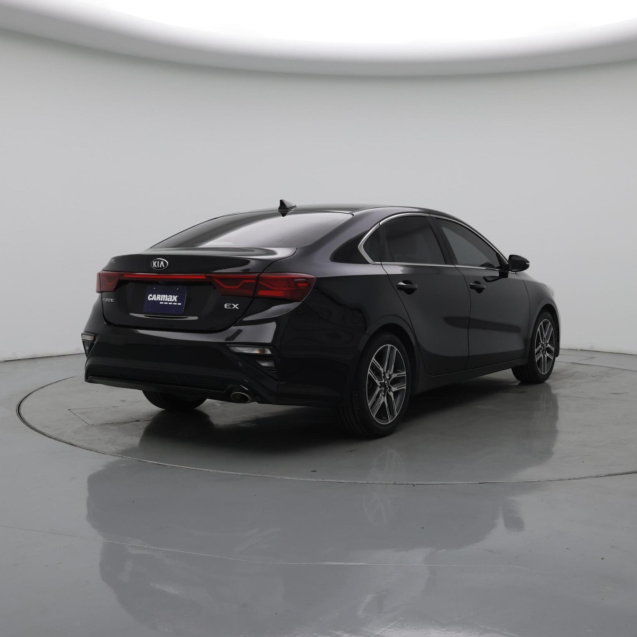 Thumbnail: 2020 Kia Forte - 8