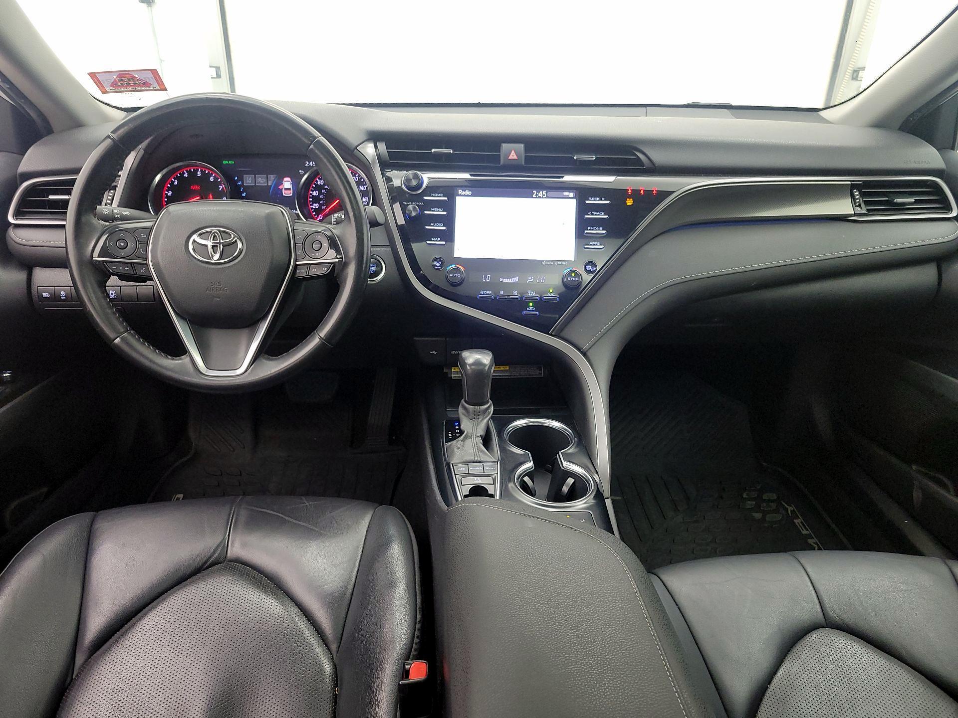 Thumbnail: 2020 Toyota Camry - 9