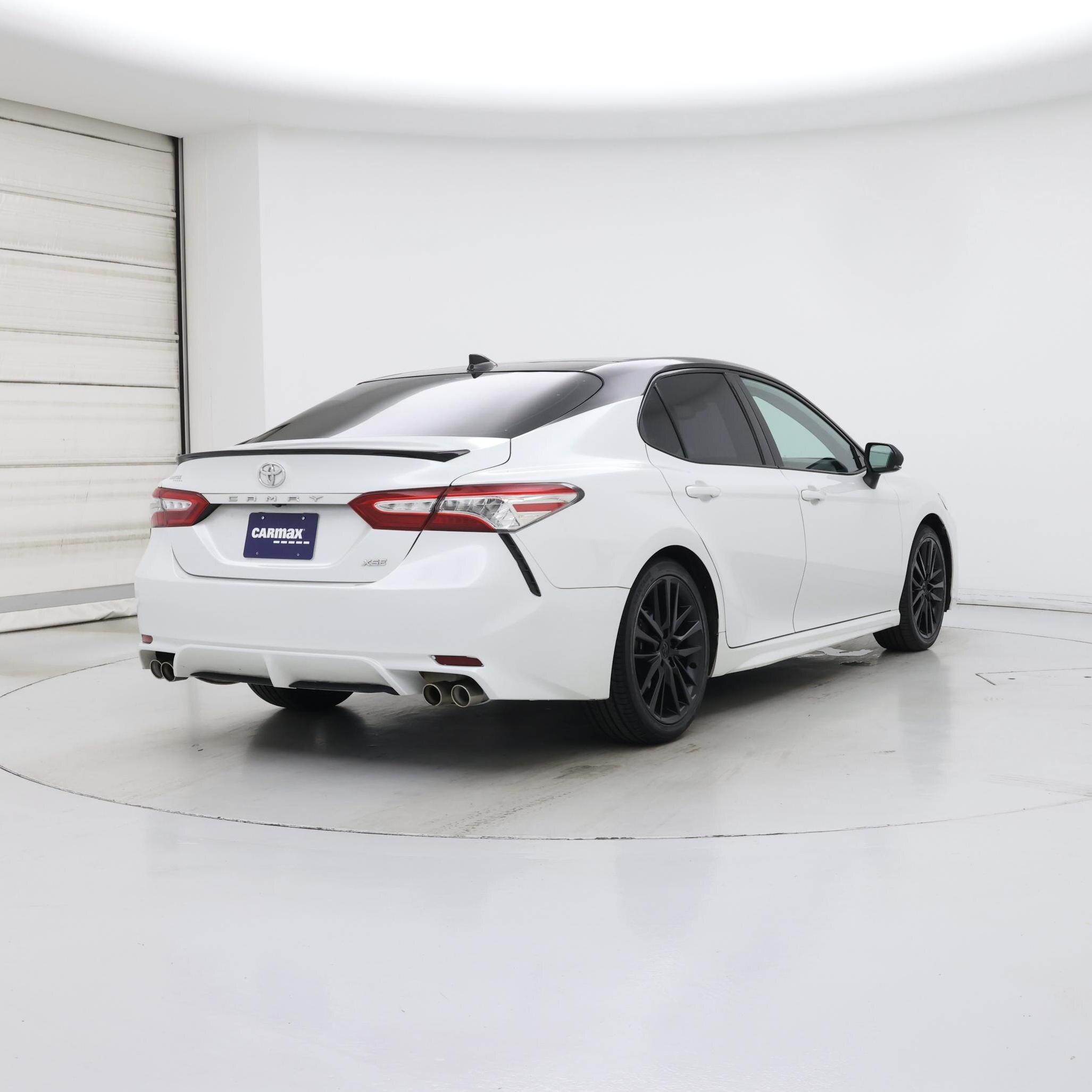 Thumbnail: 2020 Toyota Camry - 8
